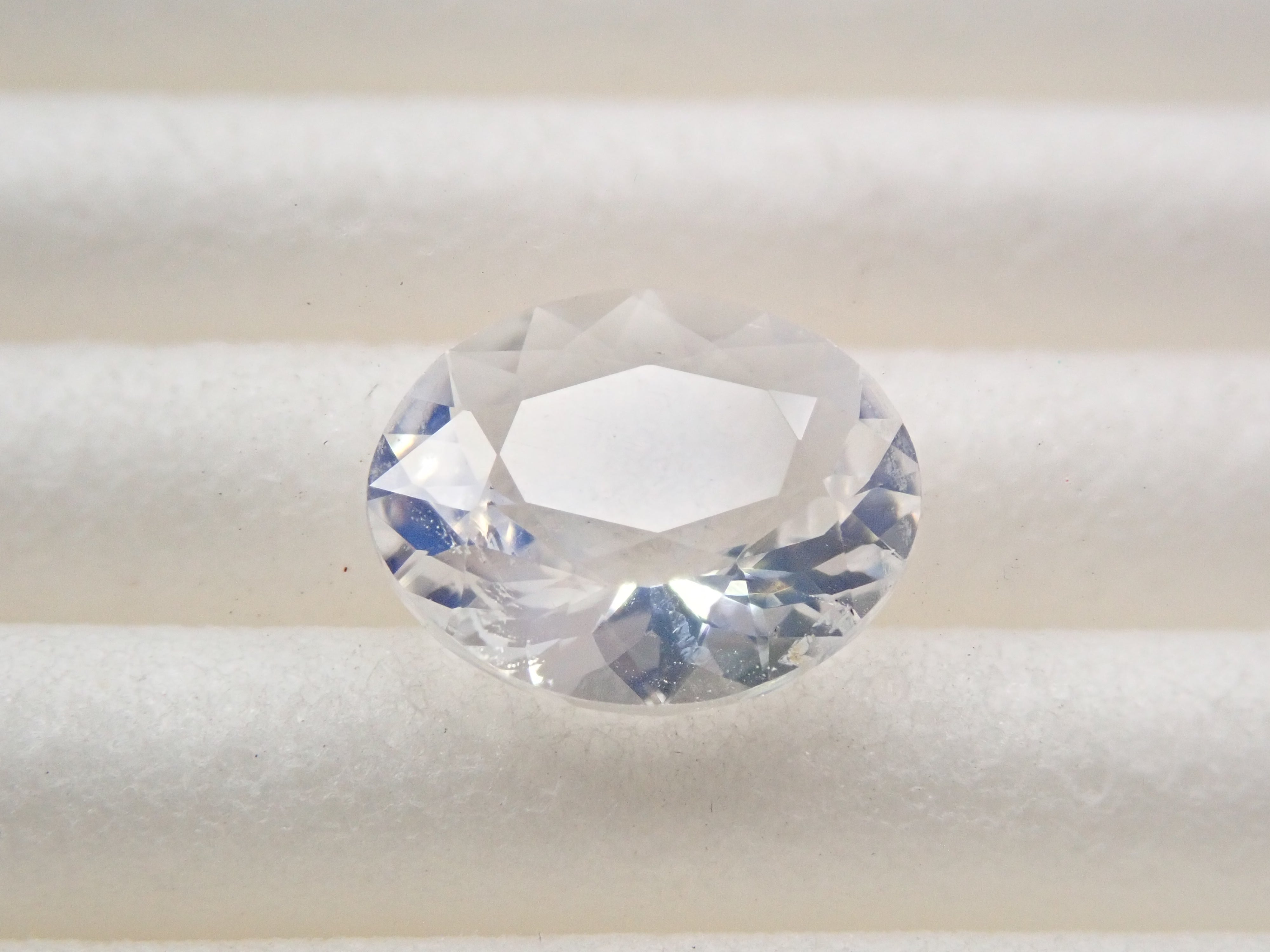 タンザニア産アンデシン・ラブラドライト(通称名 レインボームーンストーン) 0.782ctルース