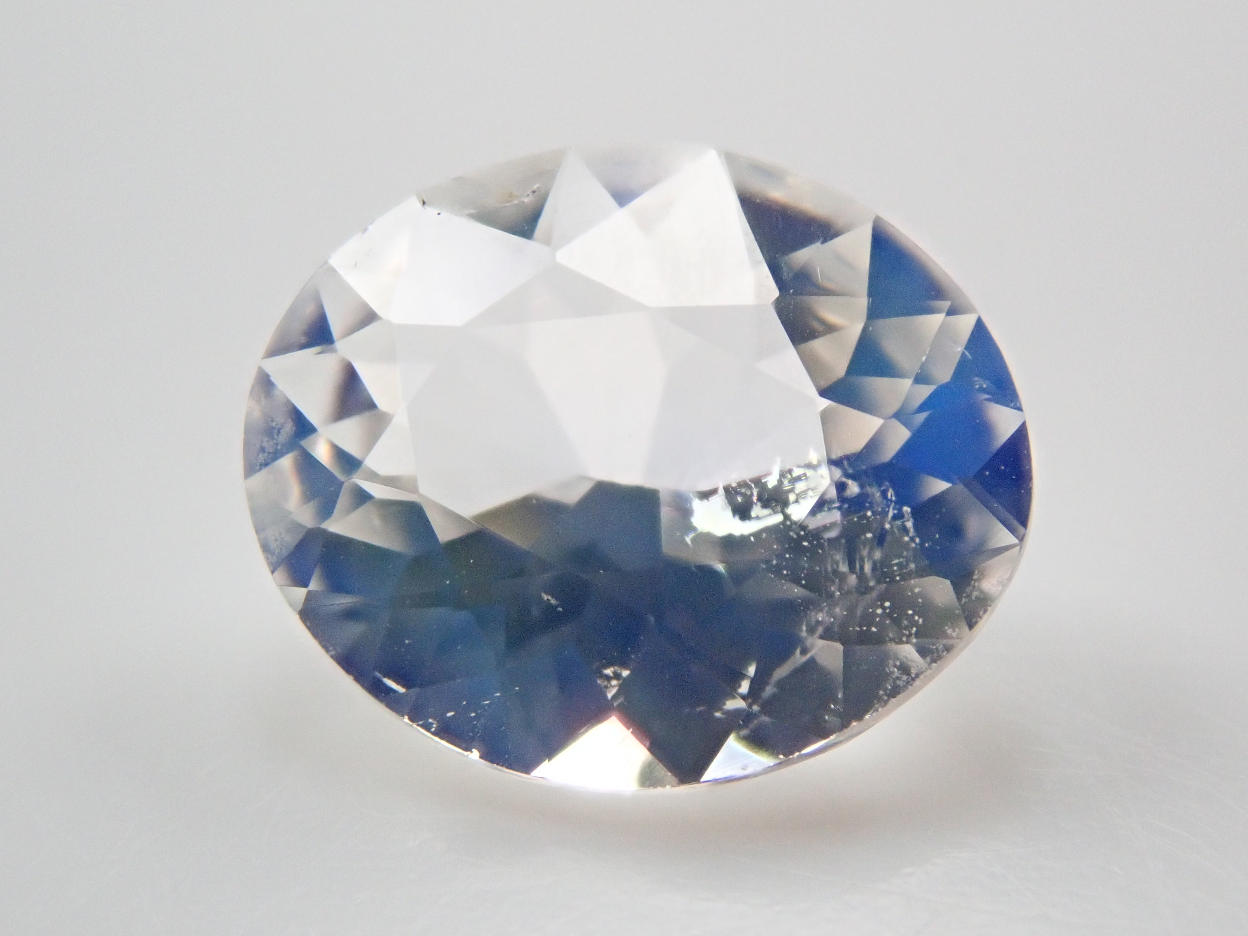 タンザニア産アンデシン・ラブラドライト(通称名 レインボームーンストーン) 0.782ctルース