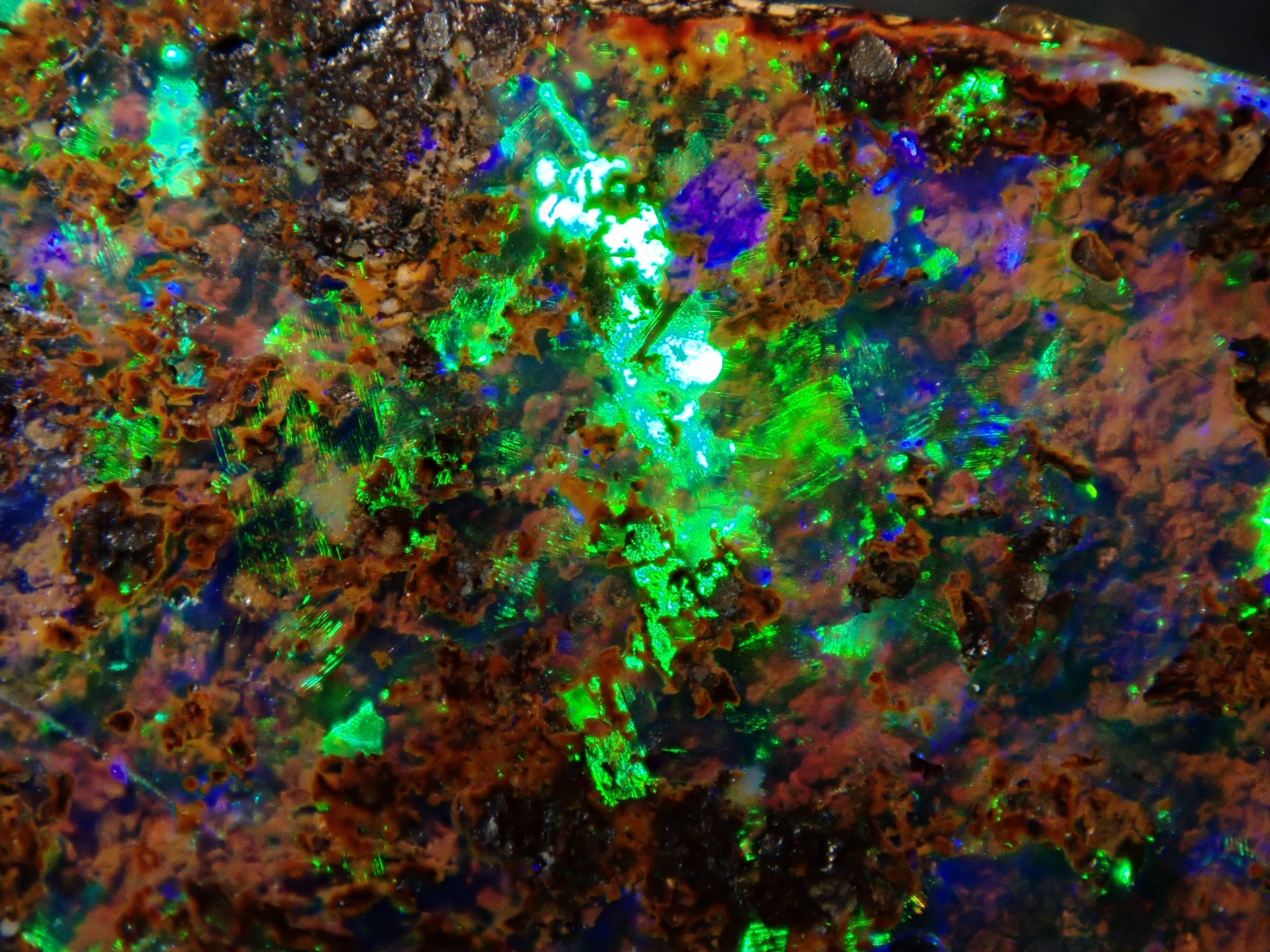 【2/8 22時販売】オーストラリア産ボルダーオパール 6.152ctルース