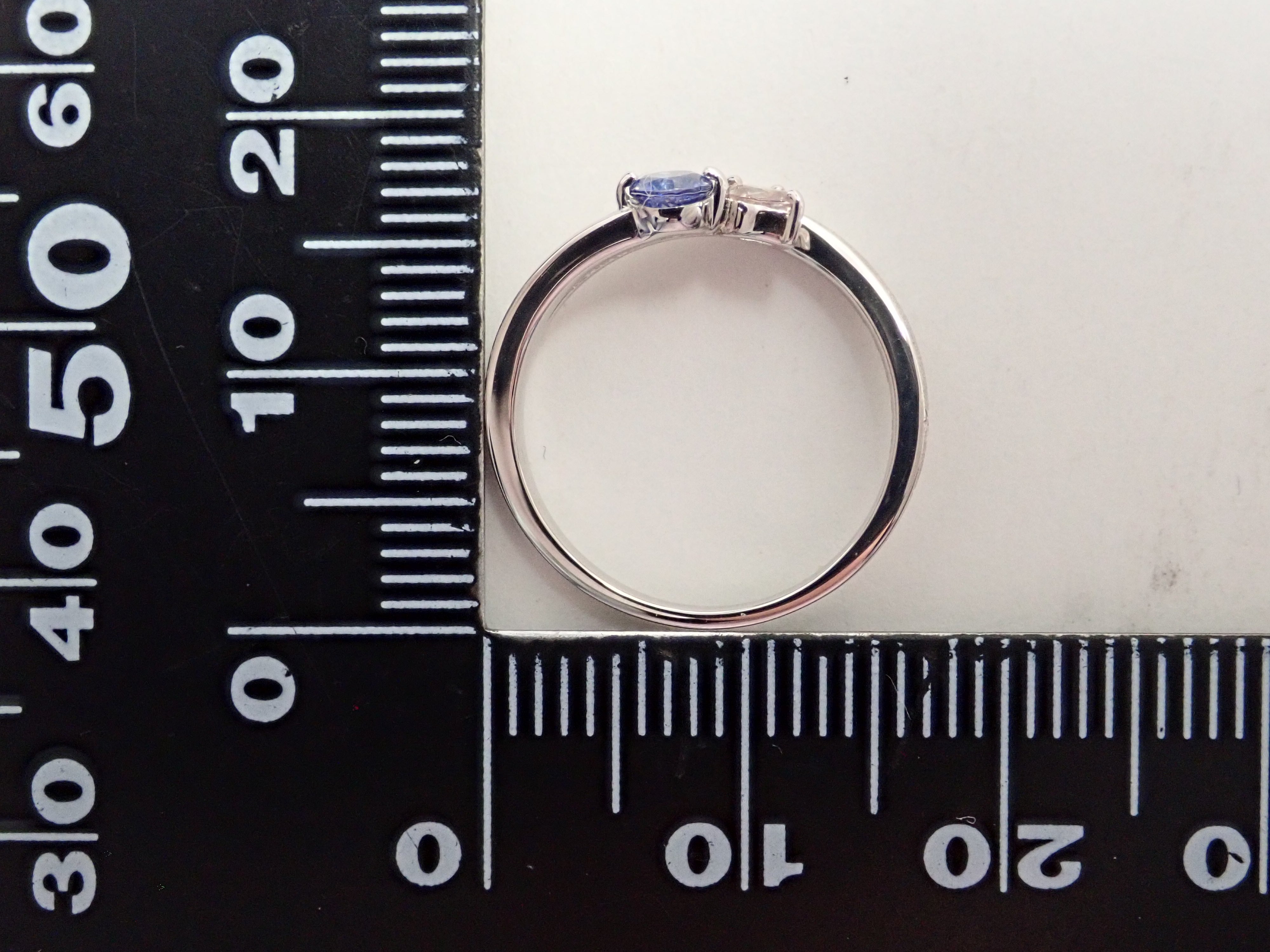 Pt950 アメリカ産ベニトアイト0.09ct・ピーチベニトアイト ピンキーリング