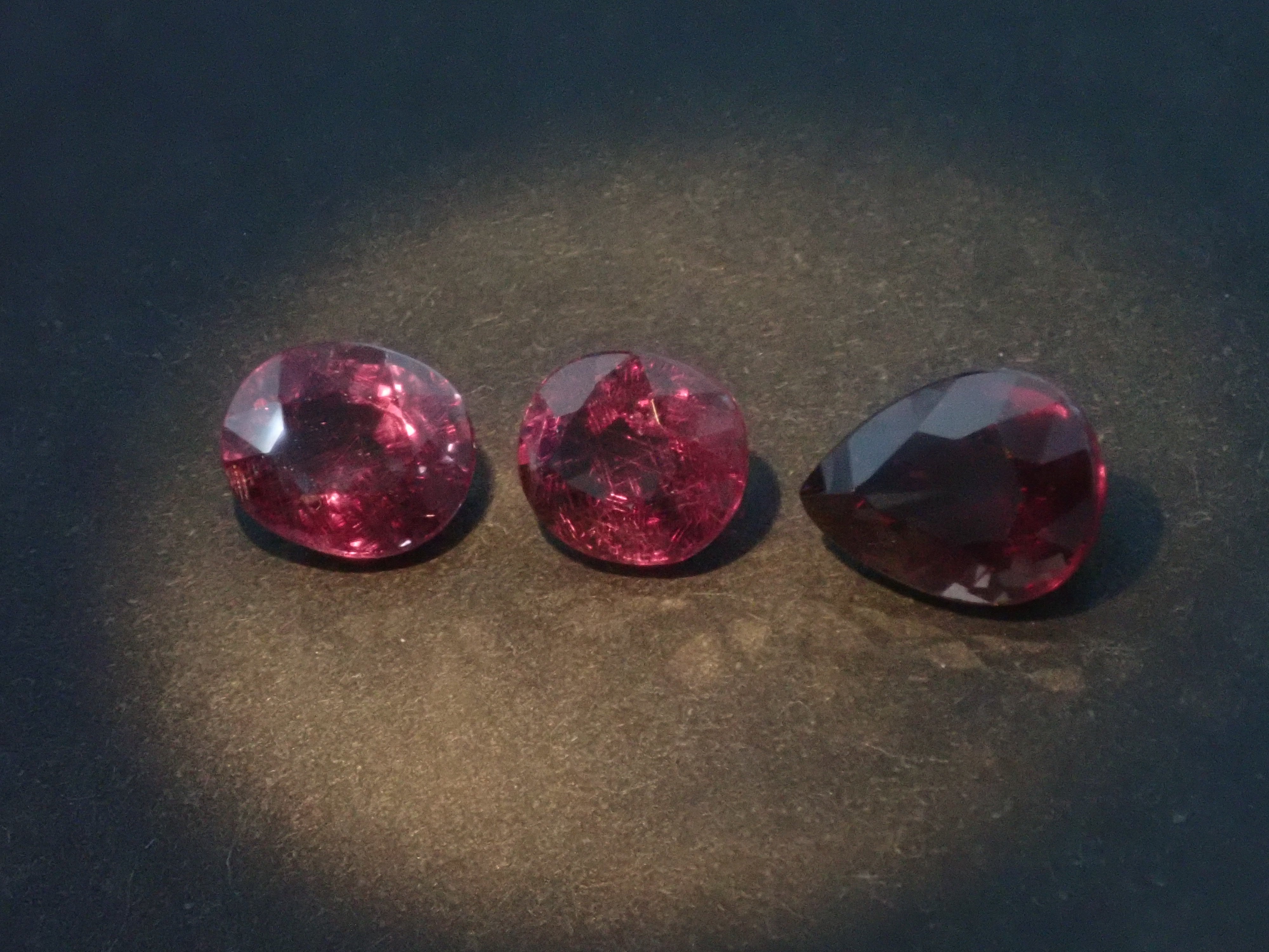 【2/21 22時販売】《限定10石》カラーチェンジガチャ💎通常39,800円のロシア産アレキサンドライトやブラジル産アレキサンドライト、タンザニア産カラーチェンジガーネットの3種類《複数購入割引有》