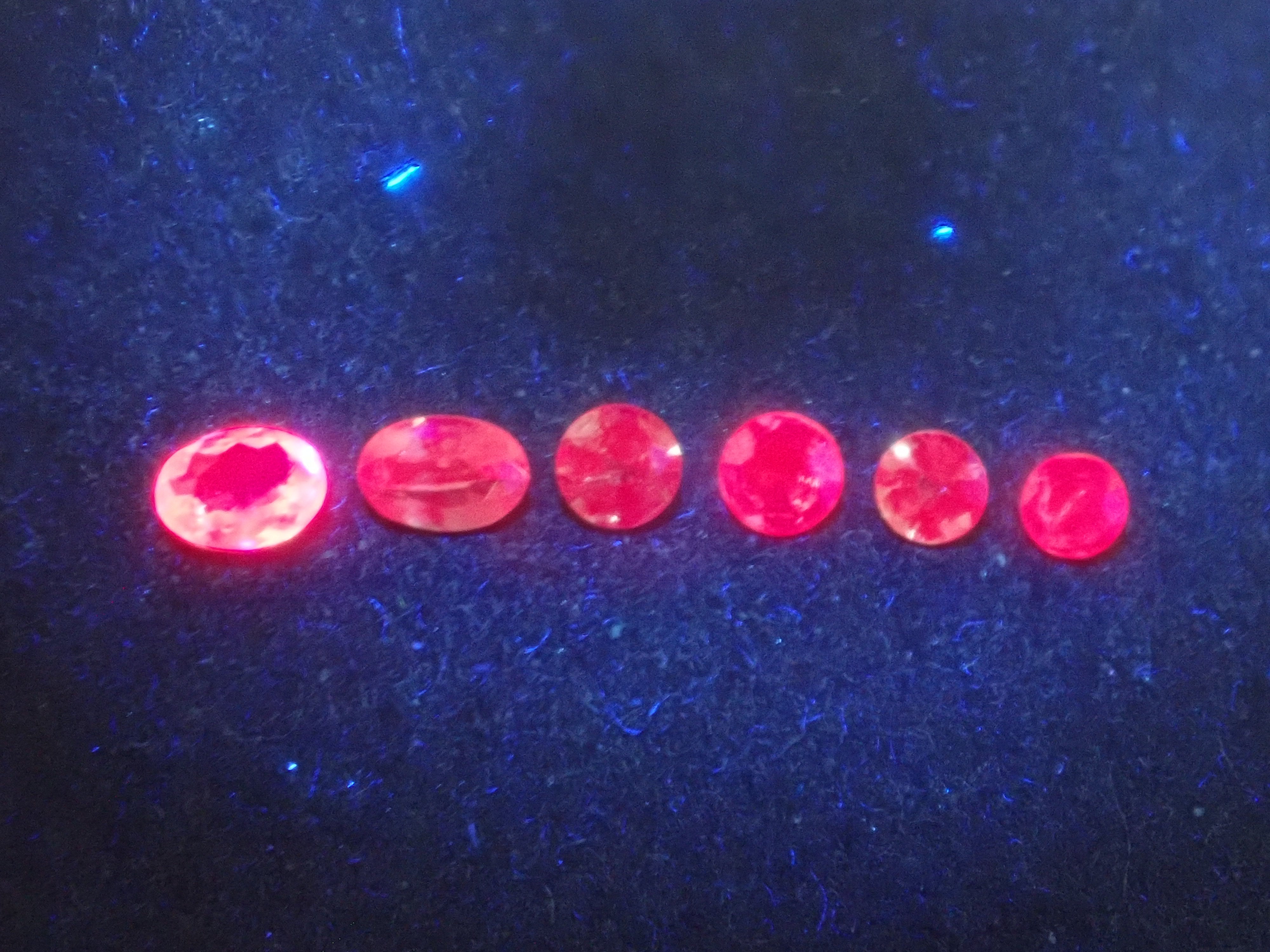 【2/21 22時販売】《限定10石》カラーチェンジガチャ💎通常39,800円のロシア産アレキサンドライトやブラジル産アレキサンドライト、タンザニア産カラーチェンジガーネットの3種類《複数購入割引有》