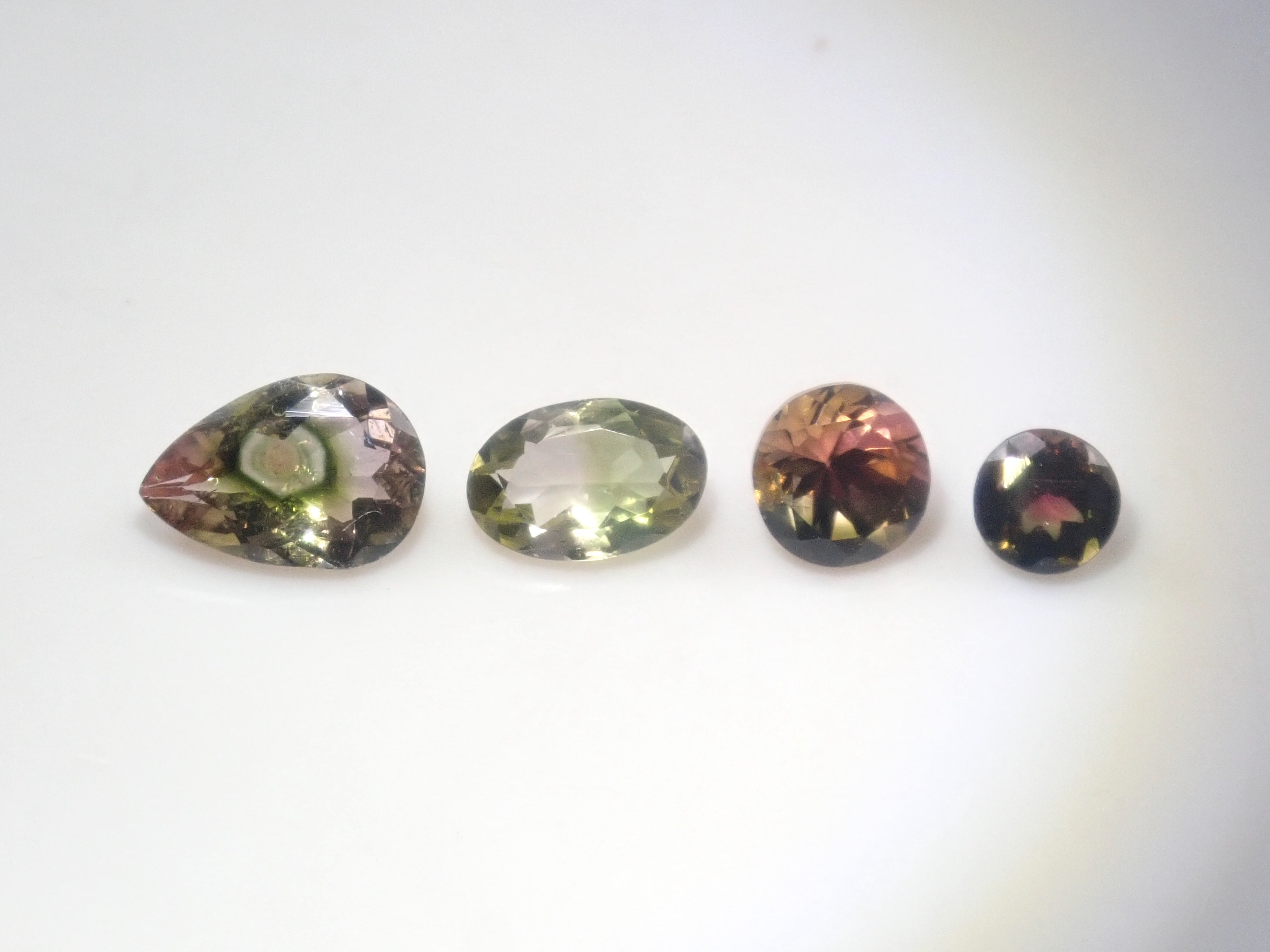 【2/22 22時販売】《限定13石》バイカラーガチャ💎通常79,800円のバイカラースフェーン、通常39,800円のパーティーカラーパライバトルマリンなど《複数購入割引有》