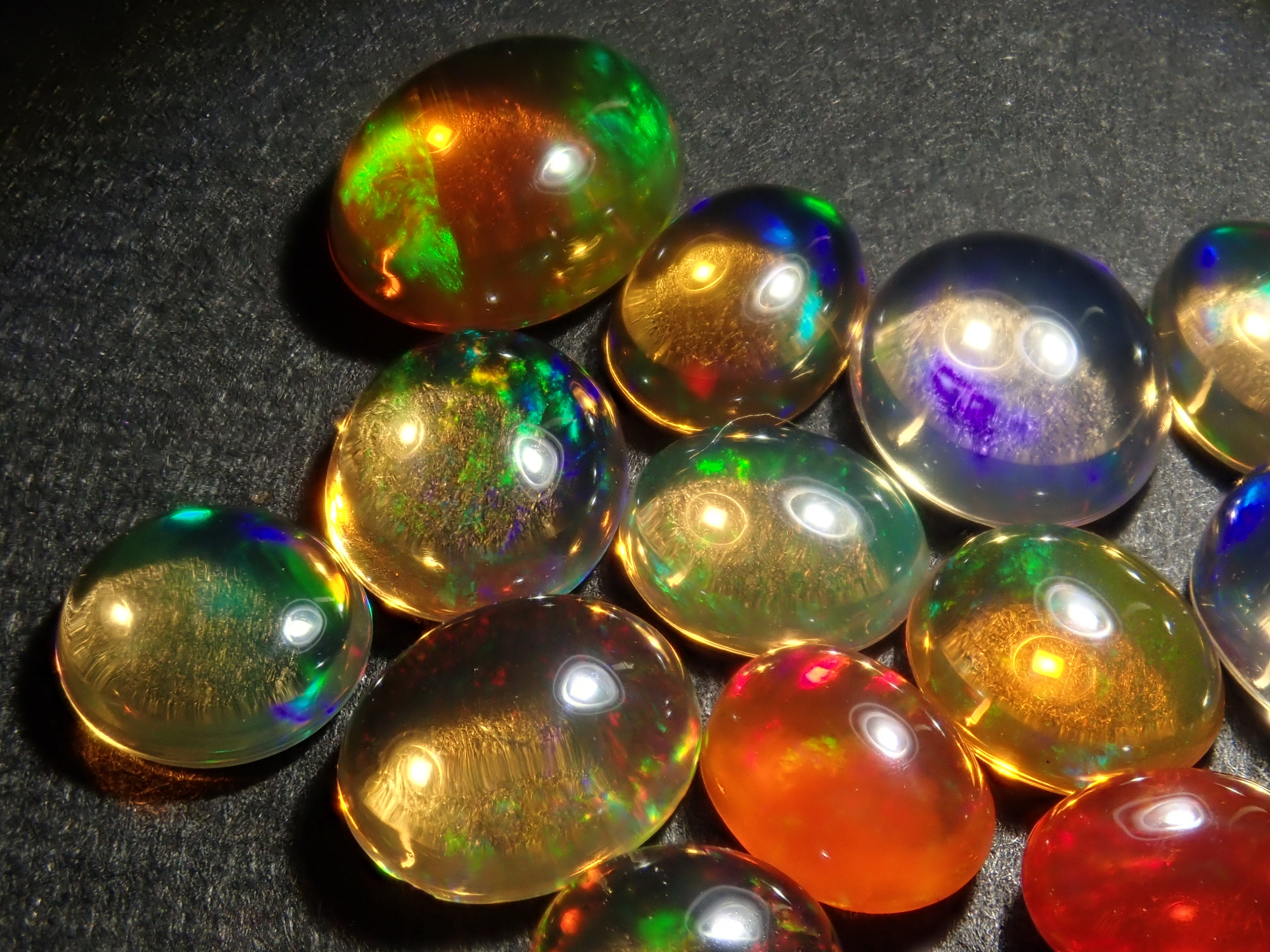 【2/22 22時販売】《限定13石》メキシコ産オパール(カボションカット)ガチャ《複数購入割引有》