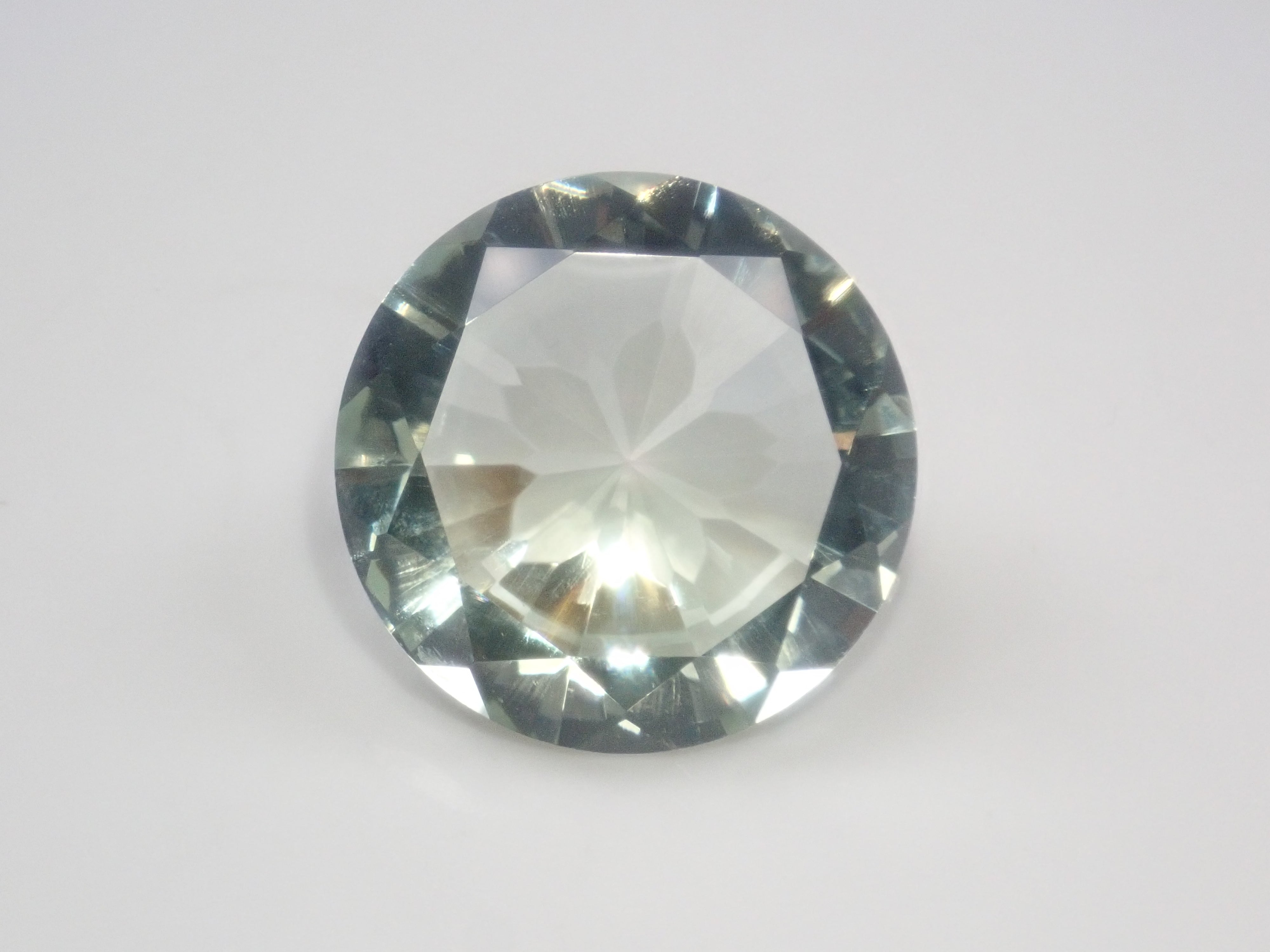 【2/14 22時販売】《限定12石》通常69,800円の20mmさくらインカットやダンデライオンカットを含む5ct以上ビッグジェムガチャ💎《複数購入割引有》