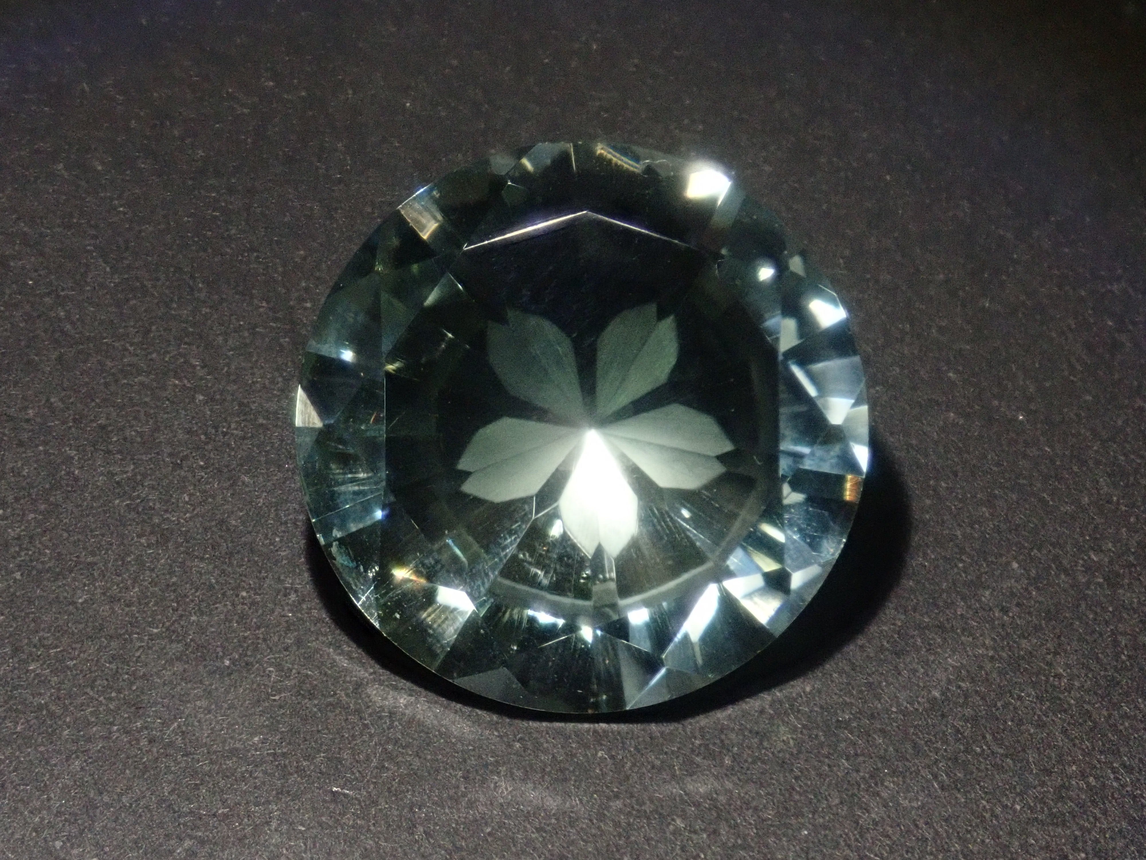 【2/14 22時販売】《限定12石》通常69,800円の20mmさくらインカットやダンデライオンカットを含む5ct以上ビッグジェムガチャ💎《複数購入割引有》