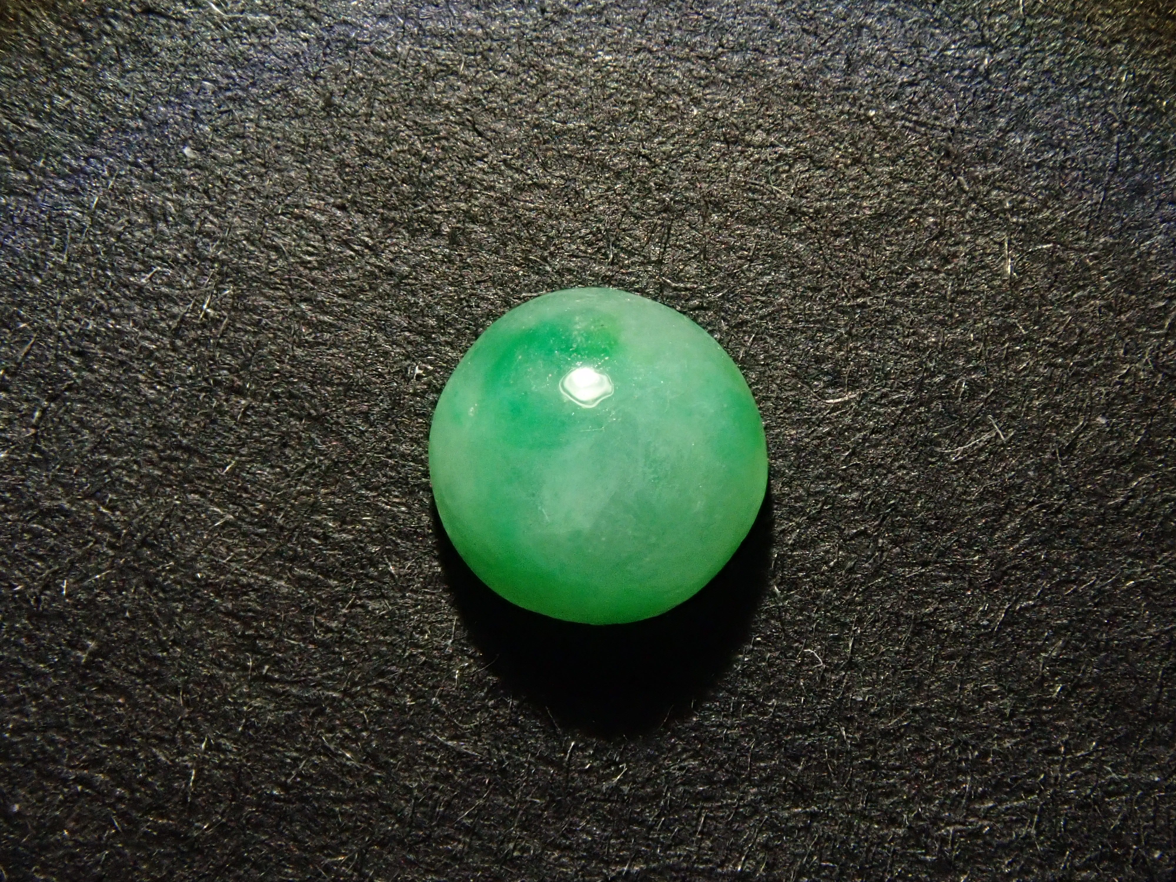 【12559997掲載】ミャンマー産翡翠(ヒスイ) 0.525ctルース