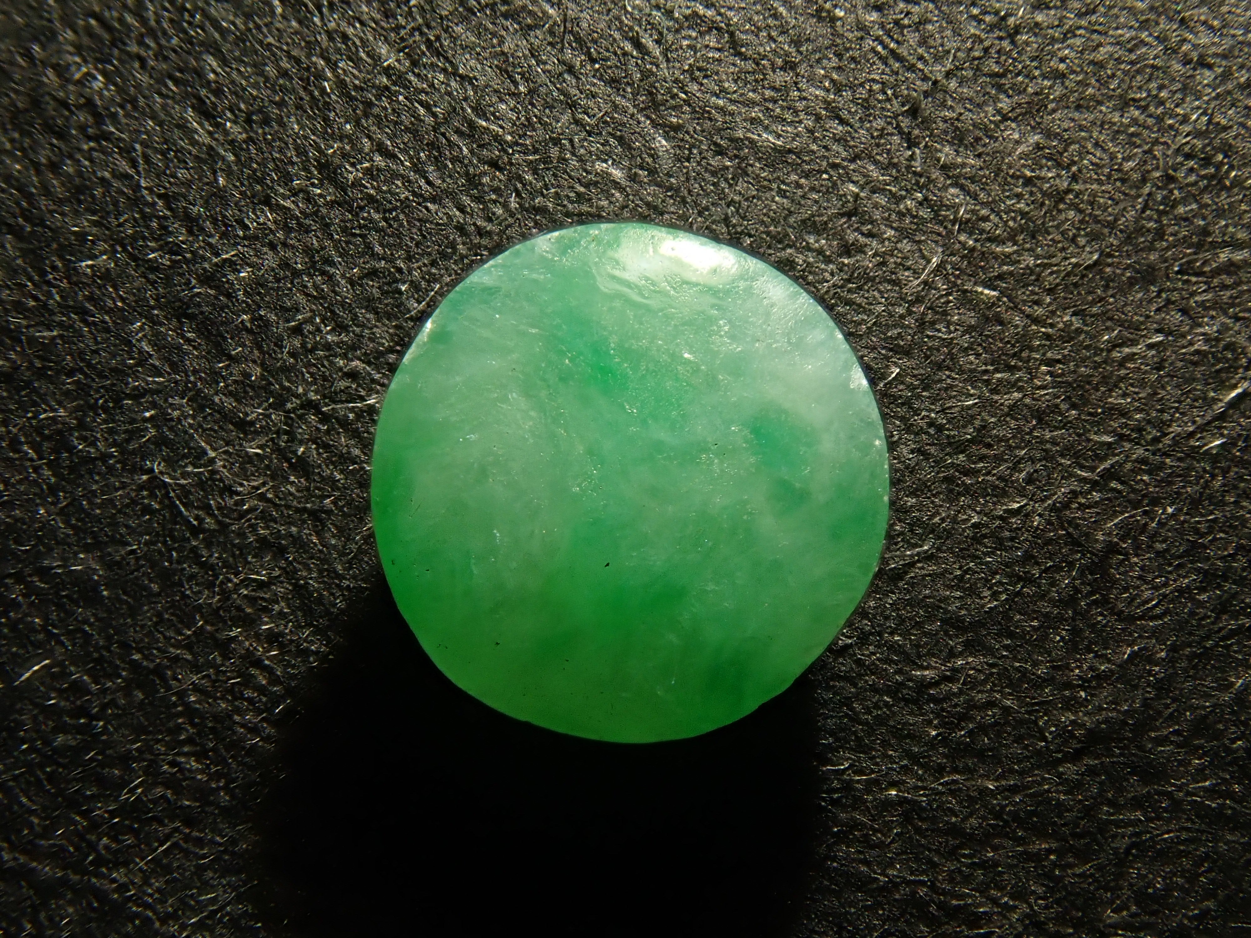 【12559997掲載】ミャンマー産翡翠(ヒスイ) 0.525ctルース