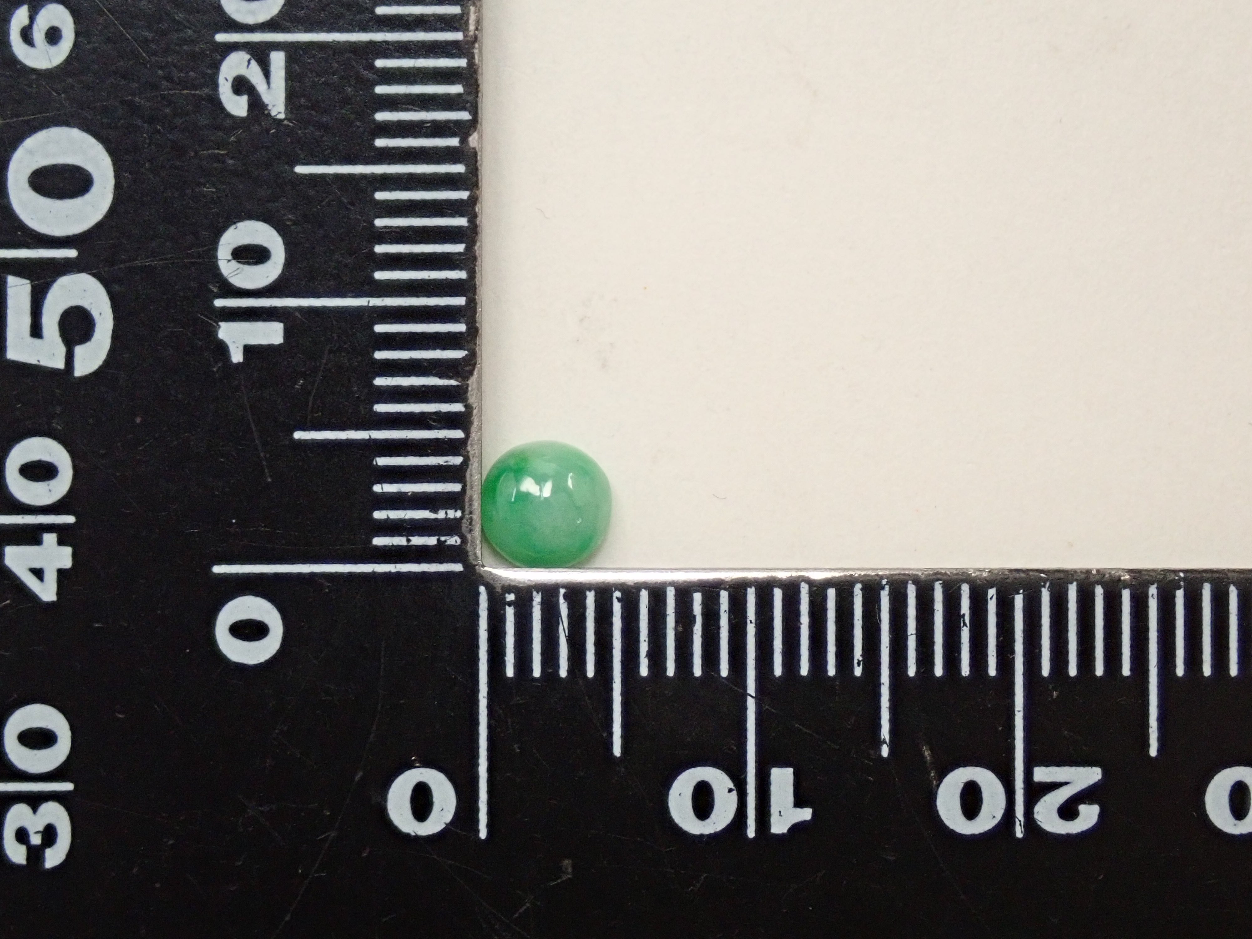 【12559997掲載】ミャンマー産翡翠(ヒスイ) 0.525ctルース