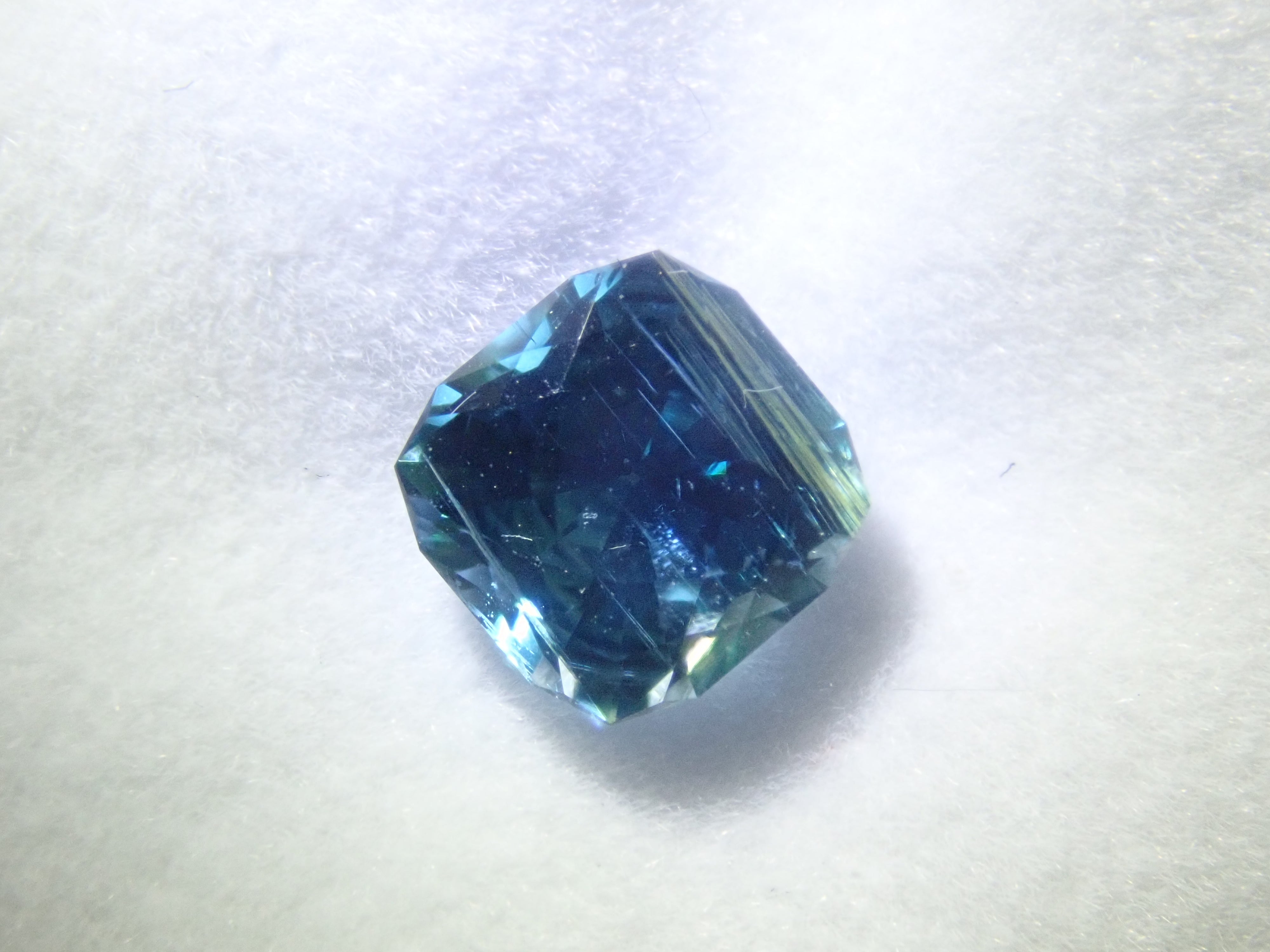 寶石扭蛋特價! 💎 鑽石(已分類)、巴西帕拉伊巴碧璽、硃砂等等(多買有優惠)