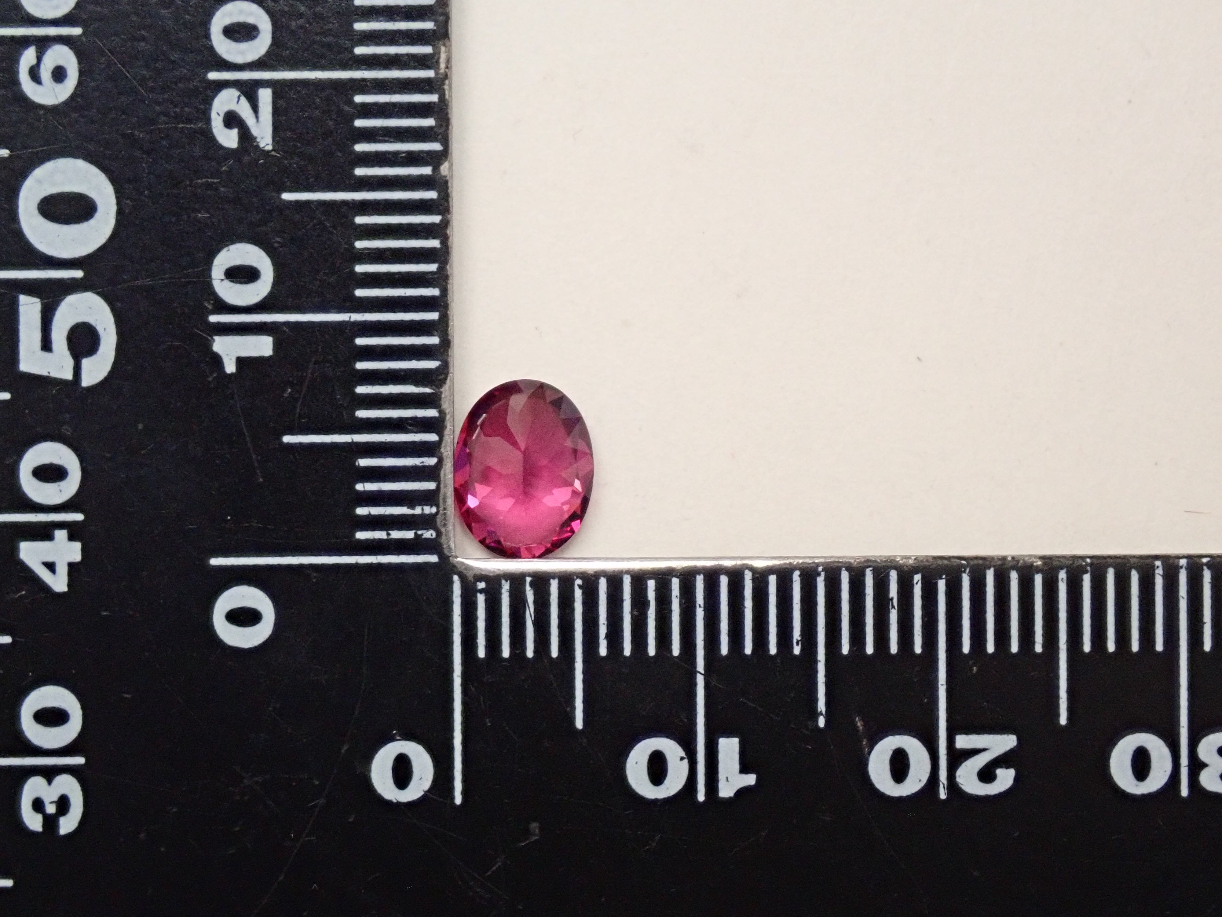 【2/12 22時販売】タンザニア産ロードライトガーネット 1.194ctルース