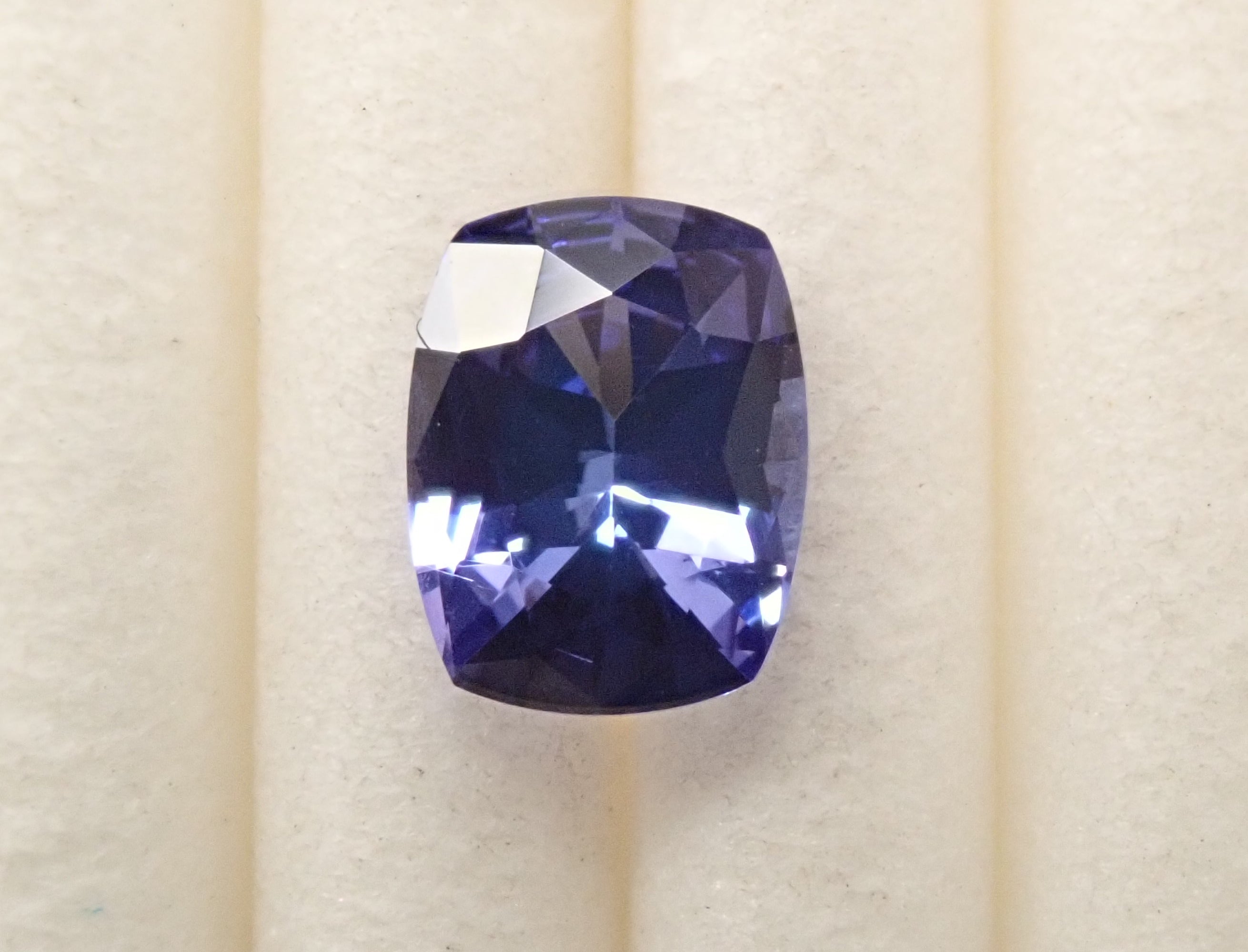 【2/12 22時販売】タンザニア産タンザナイト 0.505ctルース