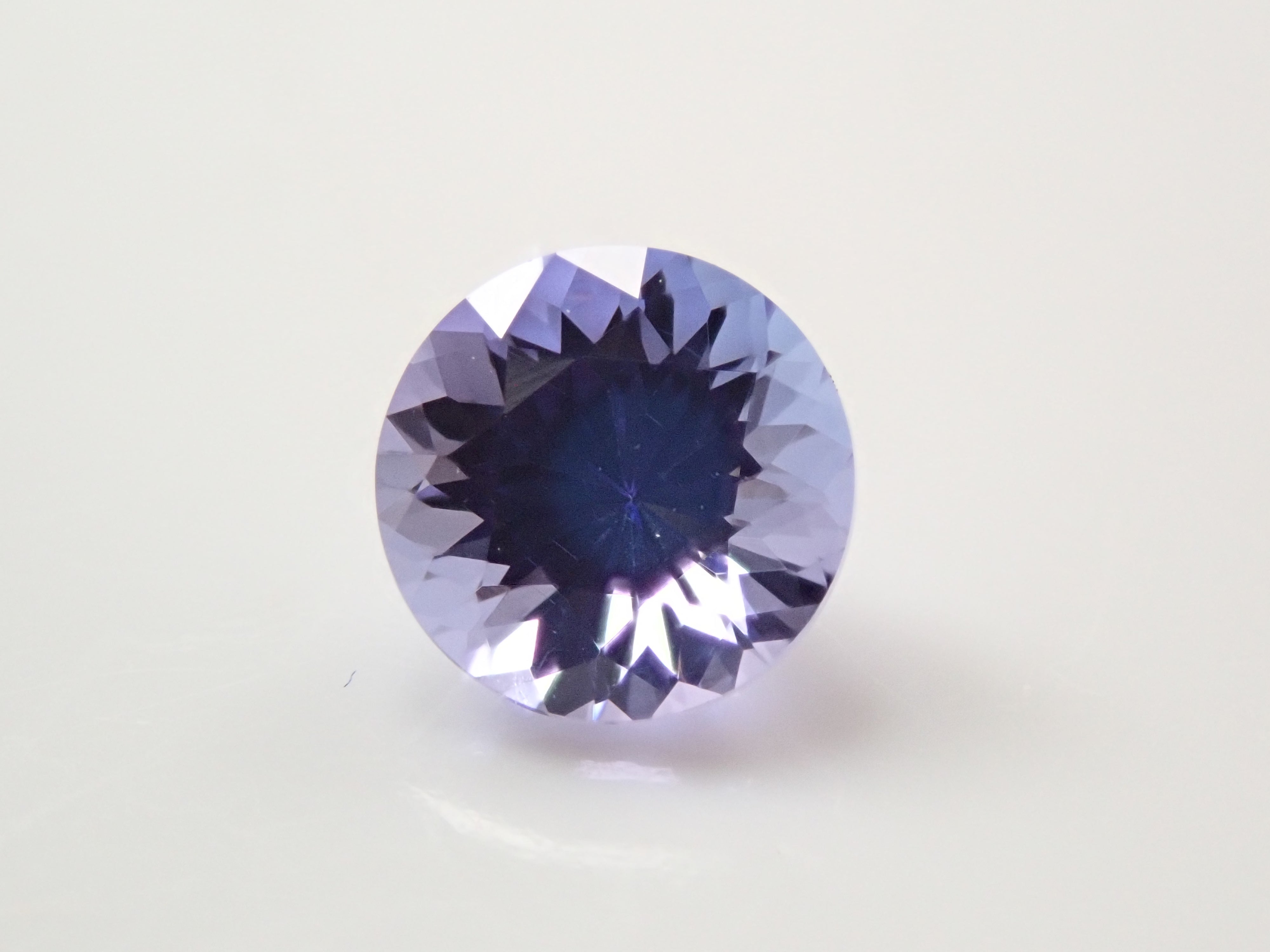 【12561658掲載】タンザニア産タンザナイト 0.558ctルース