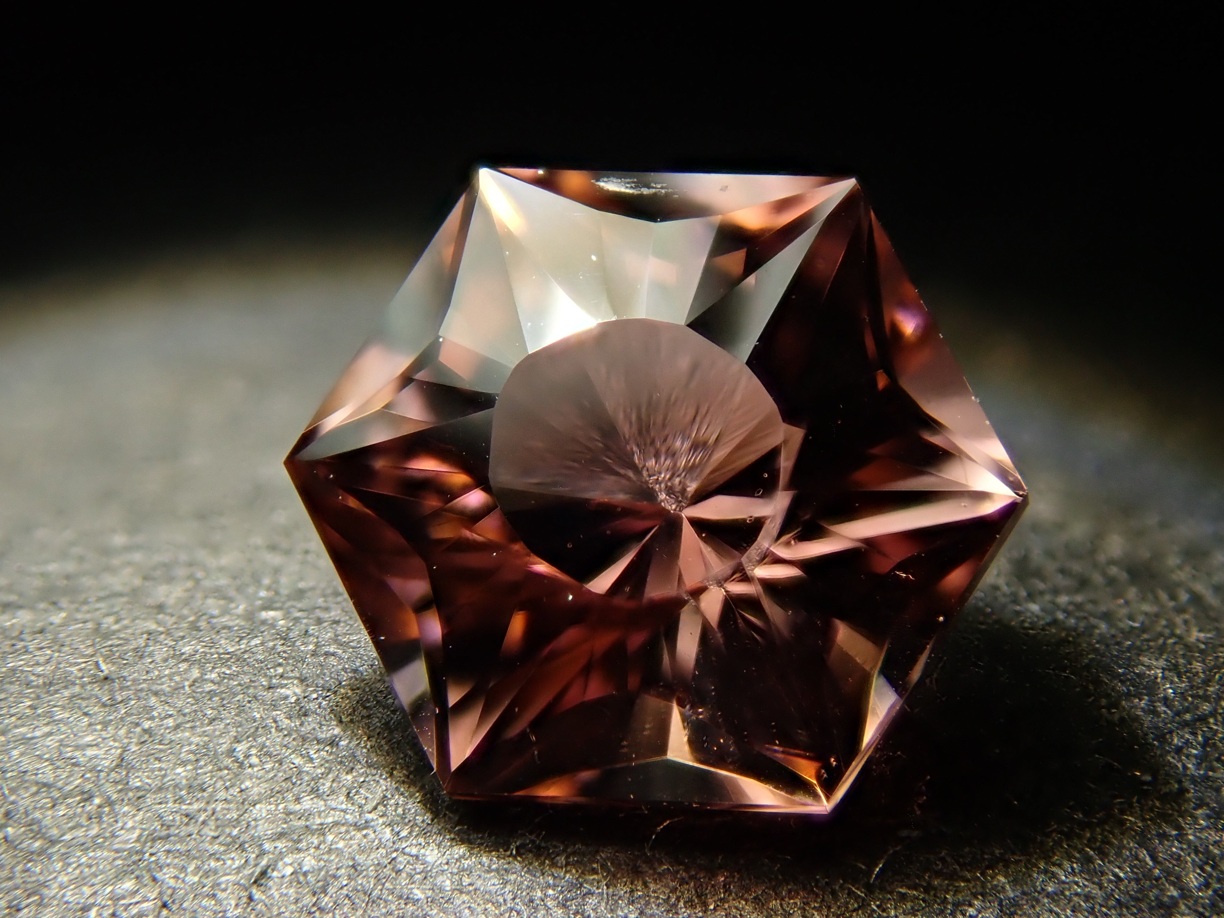 ピンクトルマリン 0.656ctルース