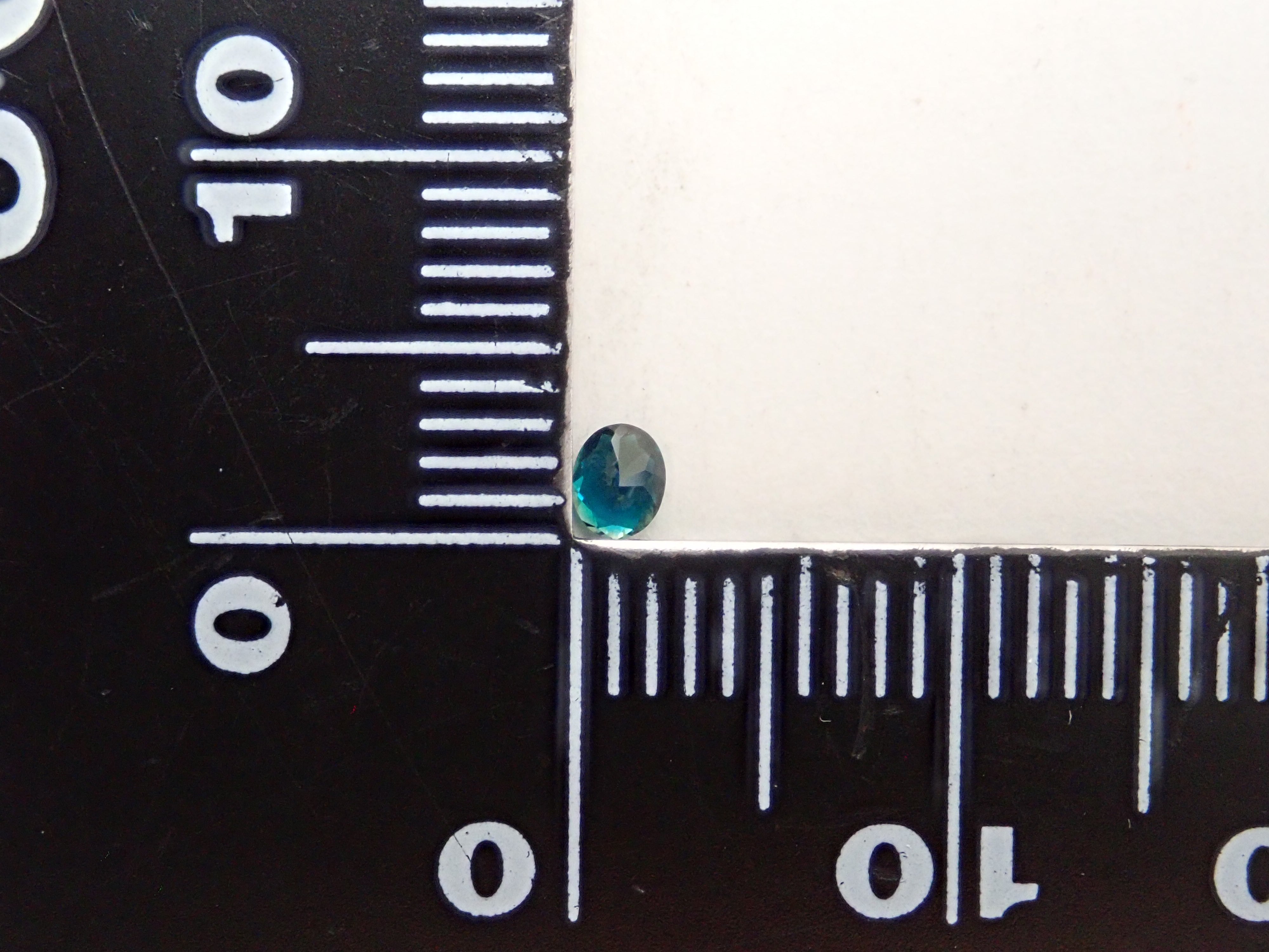 【12561504掲載】パキスタン産ラズライト(天藍石) 0.077ctルース