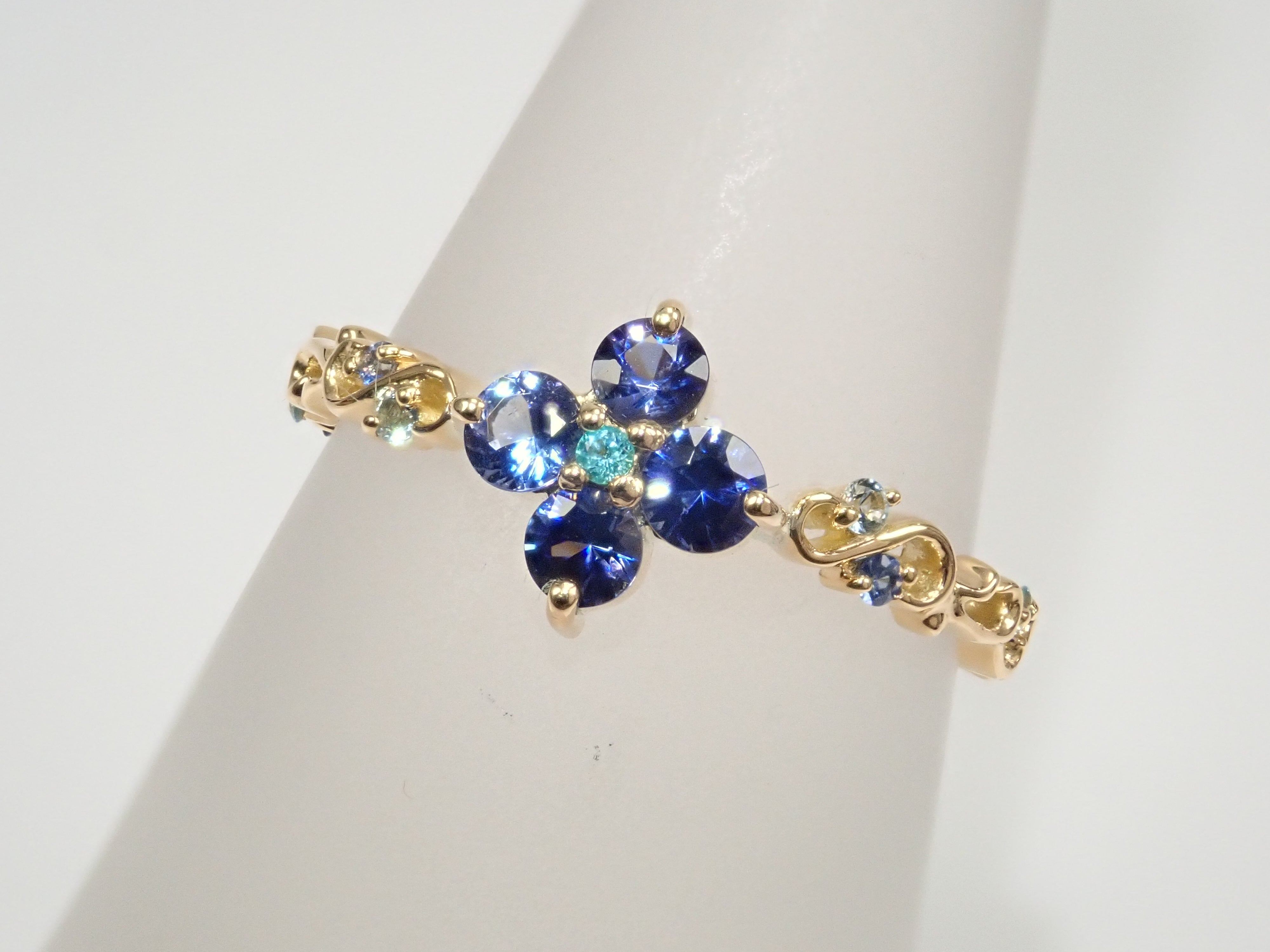 K18YG ベニトアイト 0.342ct リング