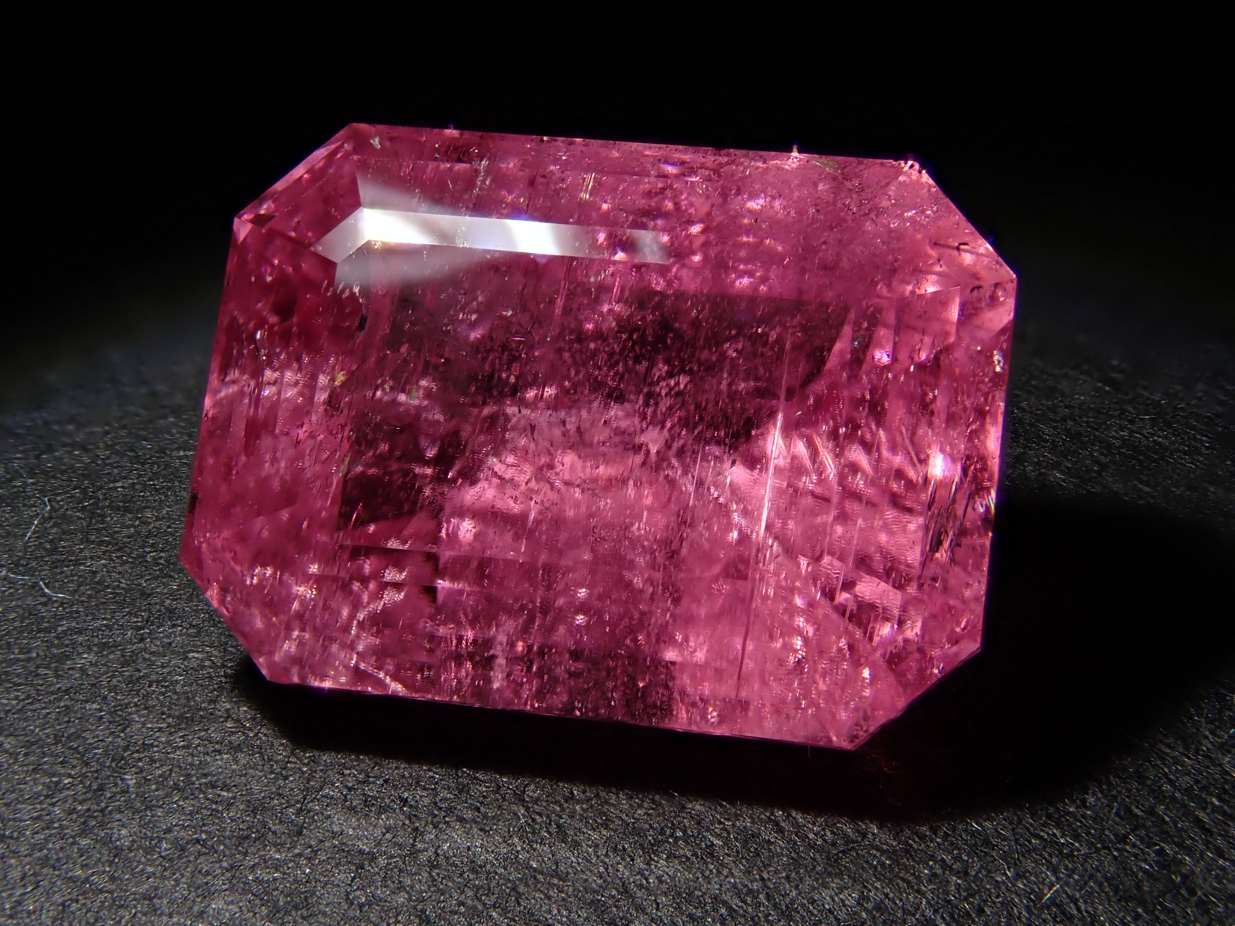 【12561910掲載】ピンクトルマリン 6.782ctルース