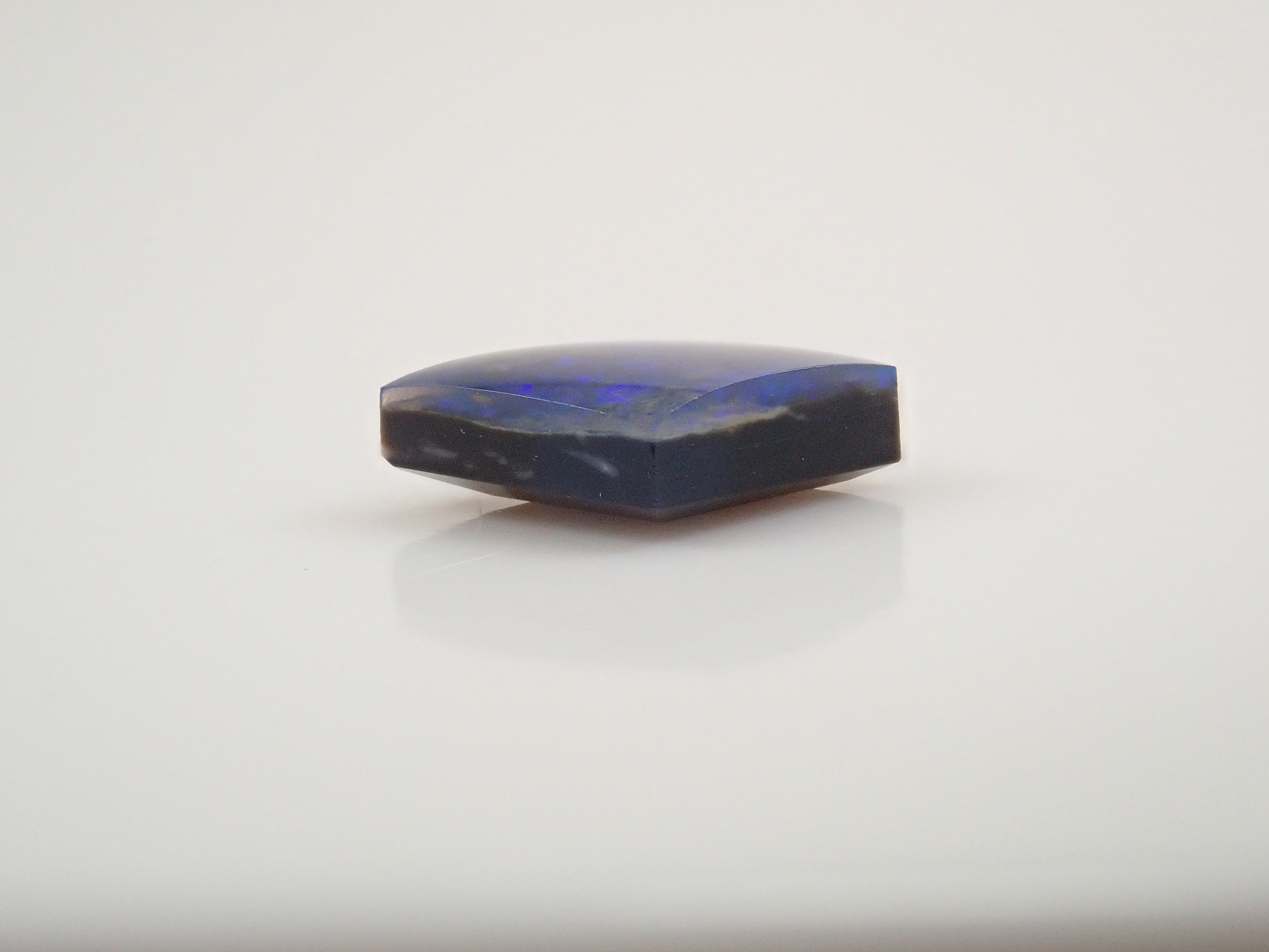 【12561913掲載】オーストラリア産ブラックオパール 0.221ctルース