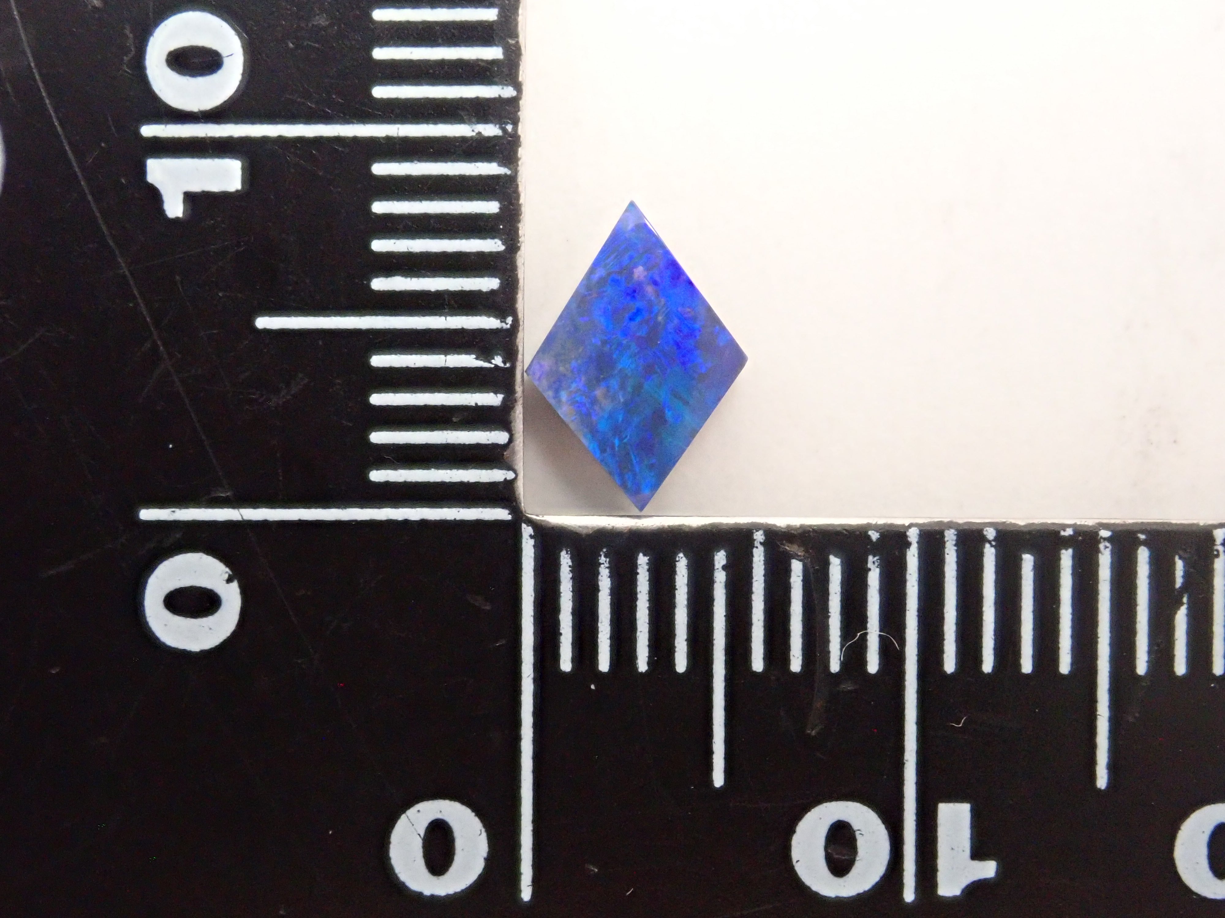 【12561913掲載】オーストラリア産ブラックオパール 0.221ctルース