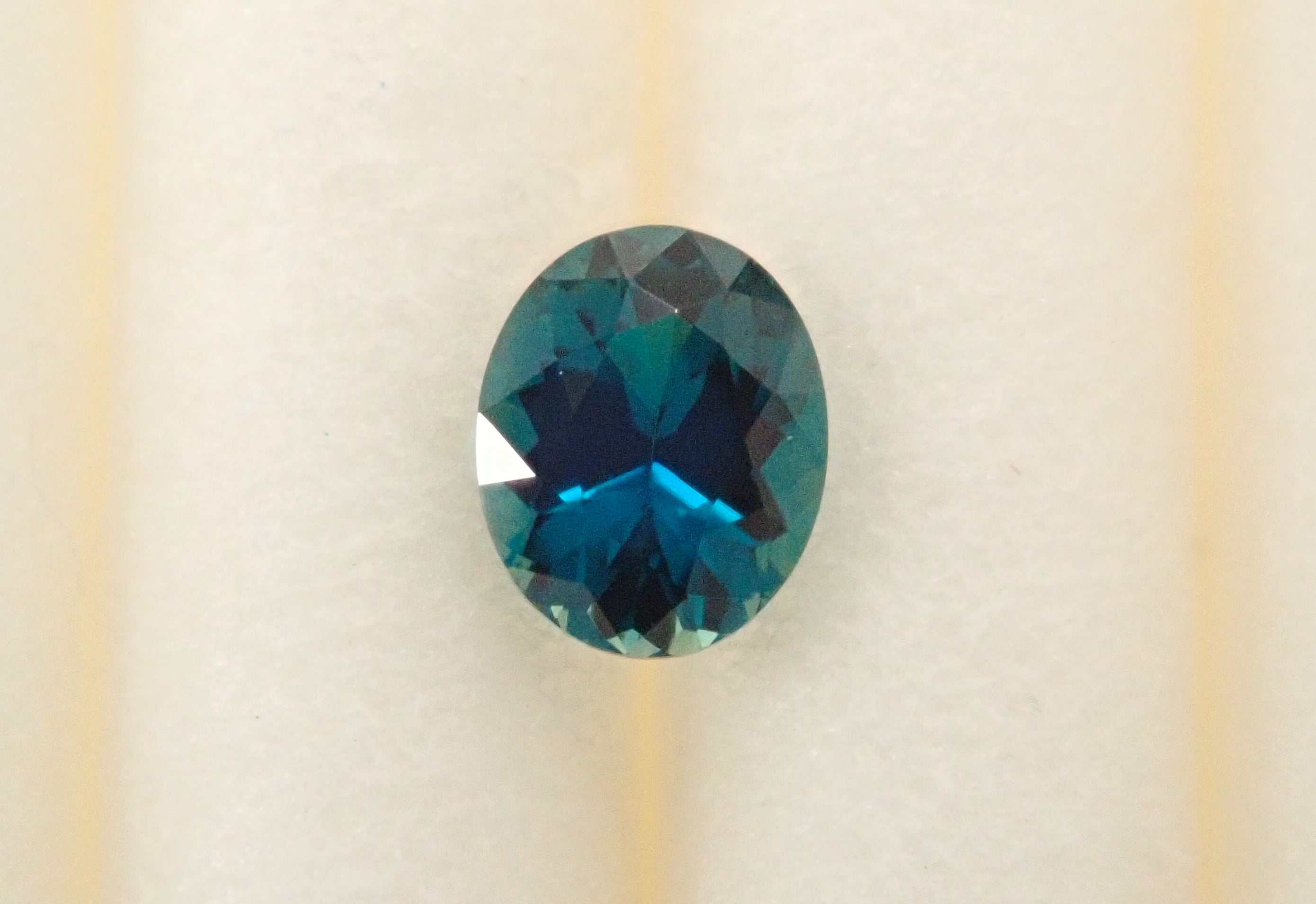 【2/19 22時販売】パキスタン産ラズライト(天藍石) 0.077ctルース