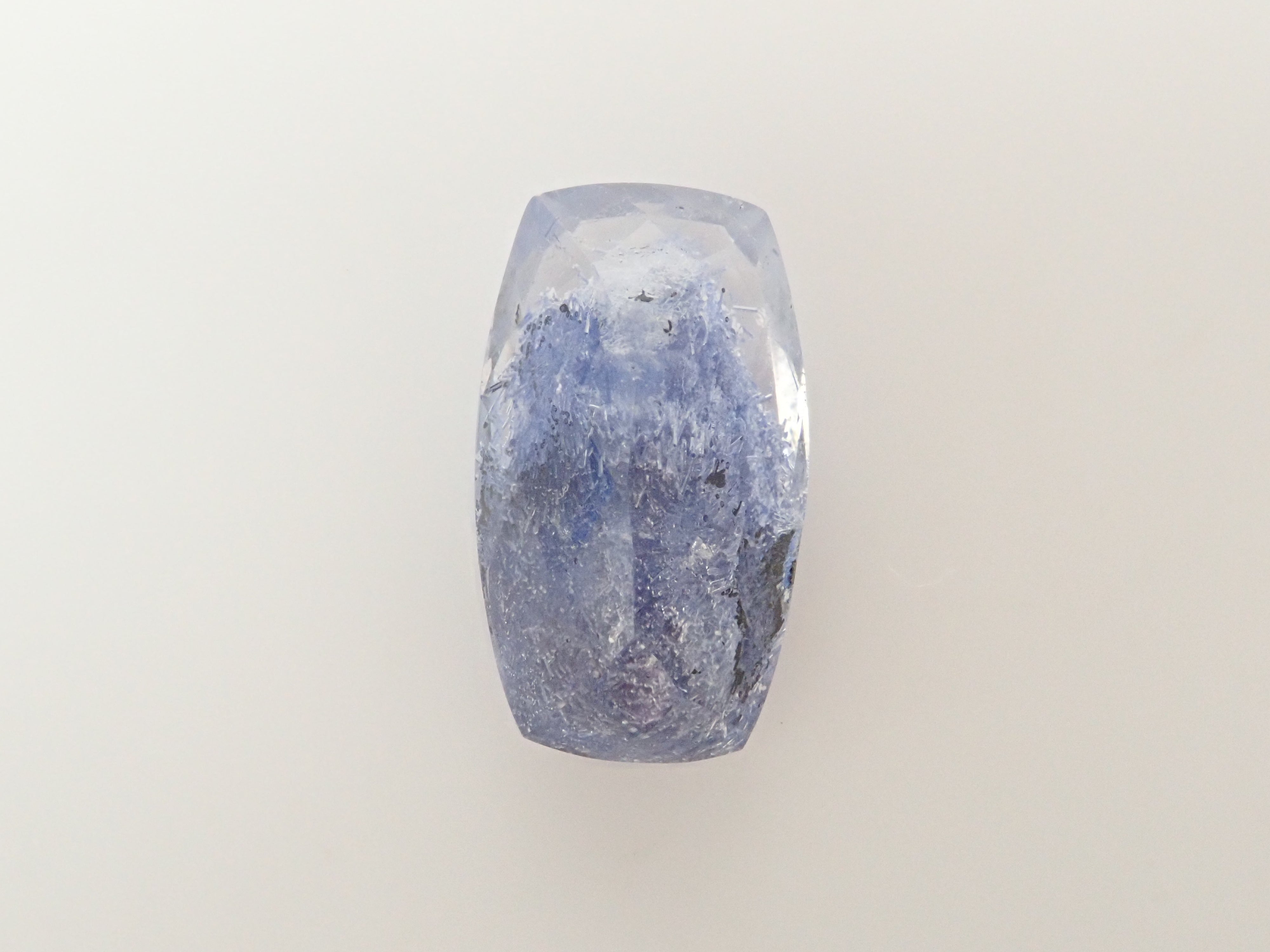 【12561954掲載】ブラジル産デュモルチェライトインクォーツ 3.009ctルース