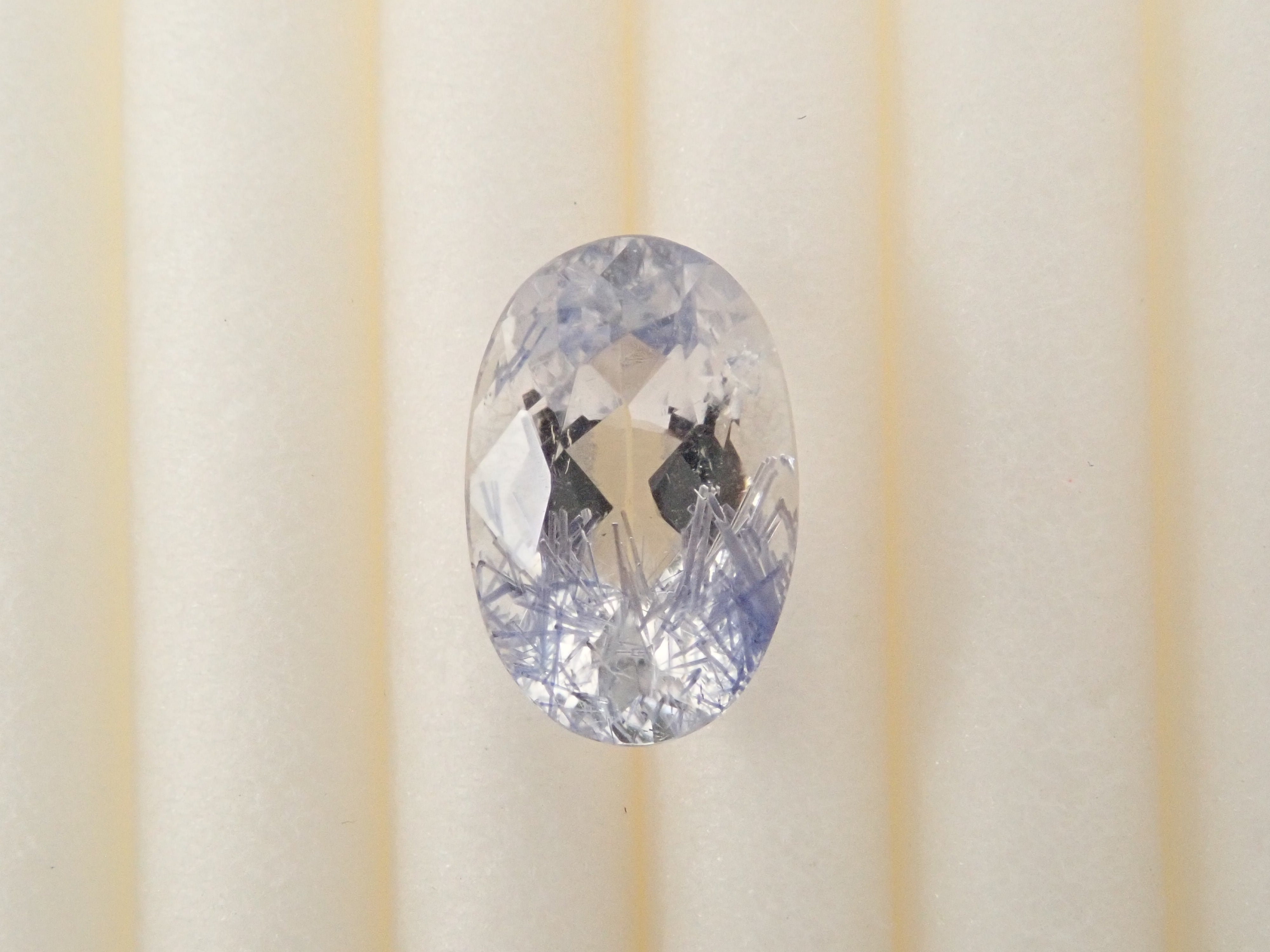 【12561966掲載】ブラジル産デュモルチェライトインクォーツ 0.867ctルース