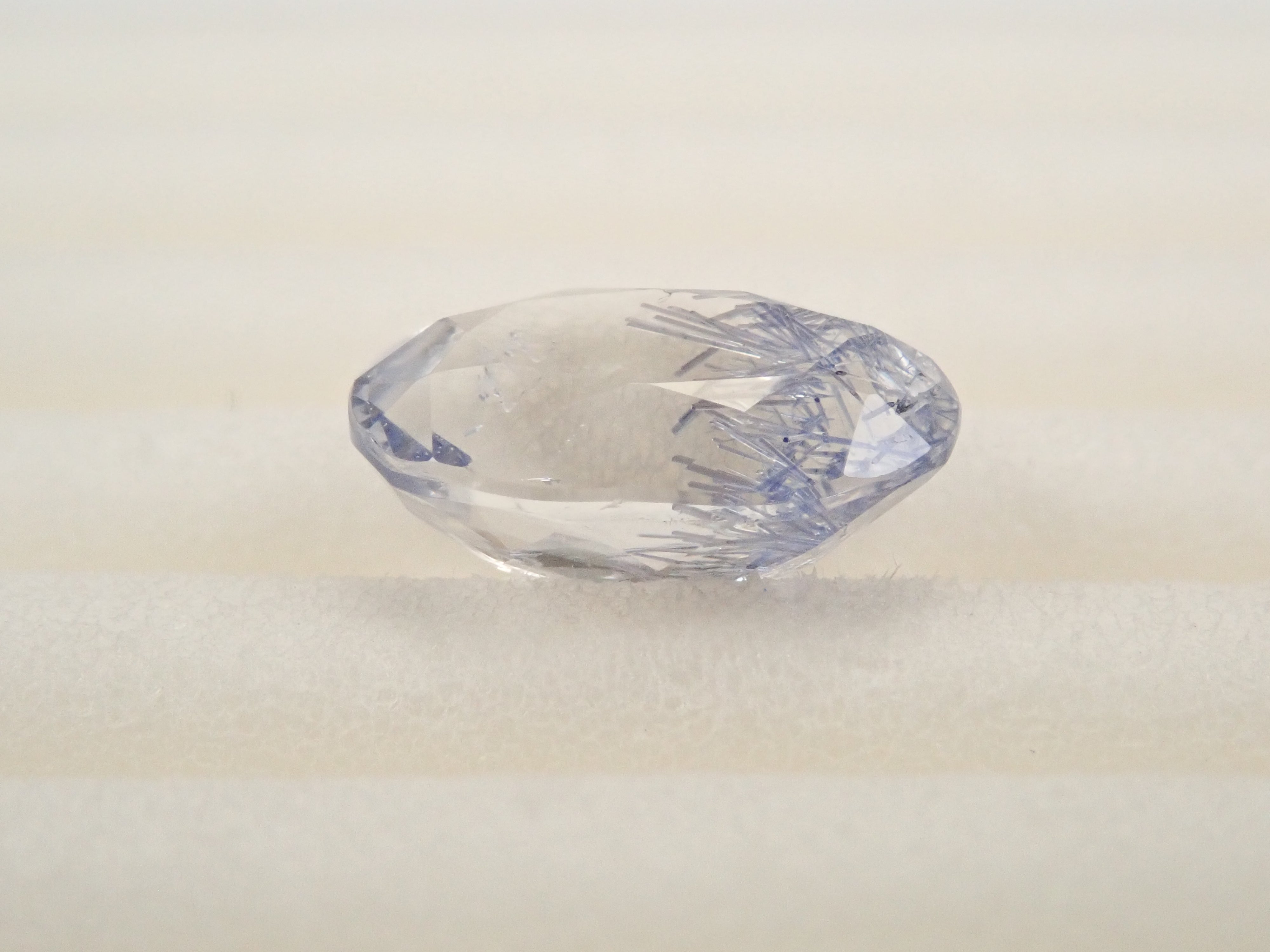 【12561966掲載】ブラジル産デュモルチェライトインクォーツ 0.867ctルース