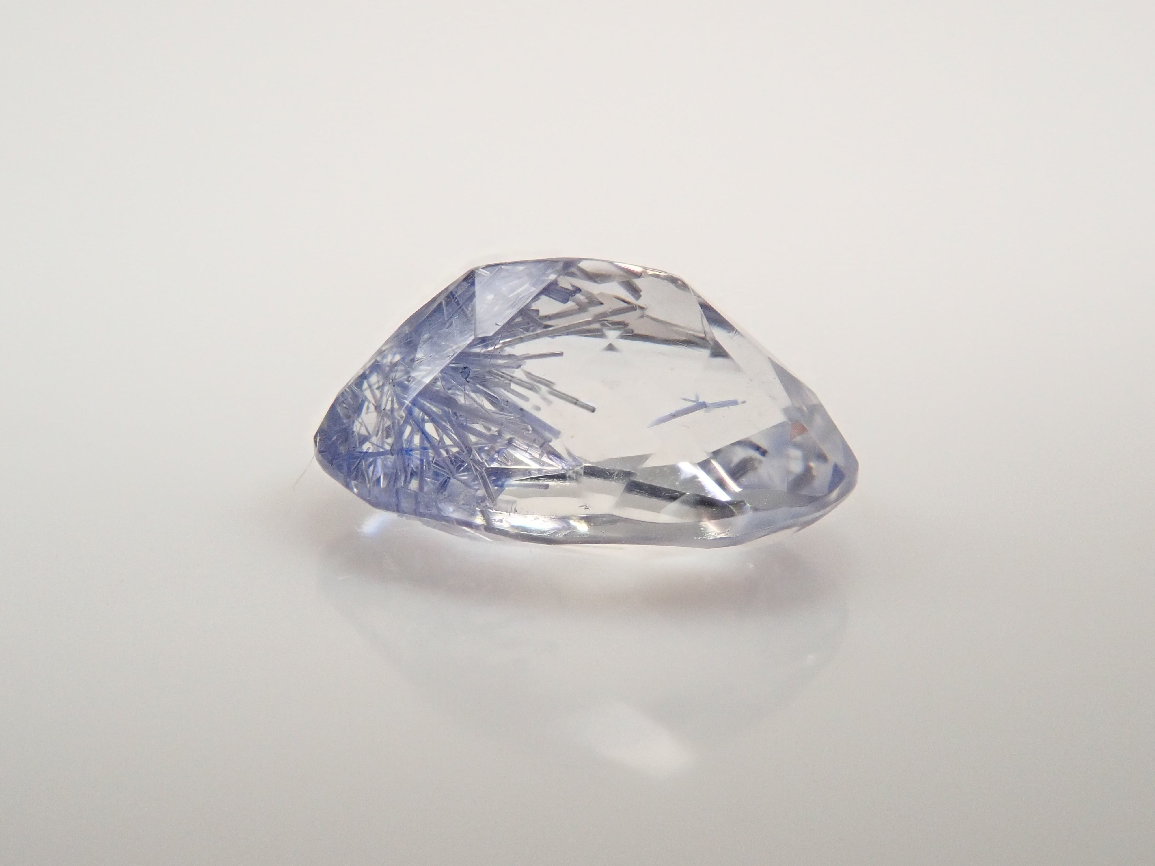 【12561966掲載】ブラジル産デュモルチェライトインクォーツ 0.867ctルース