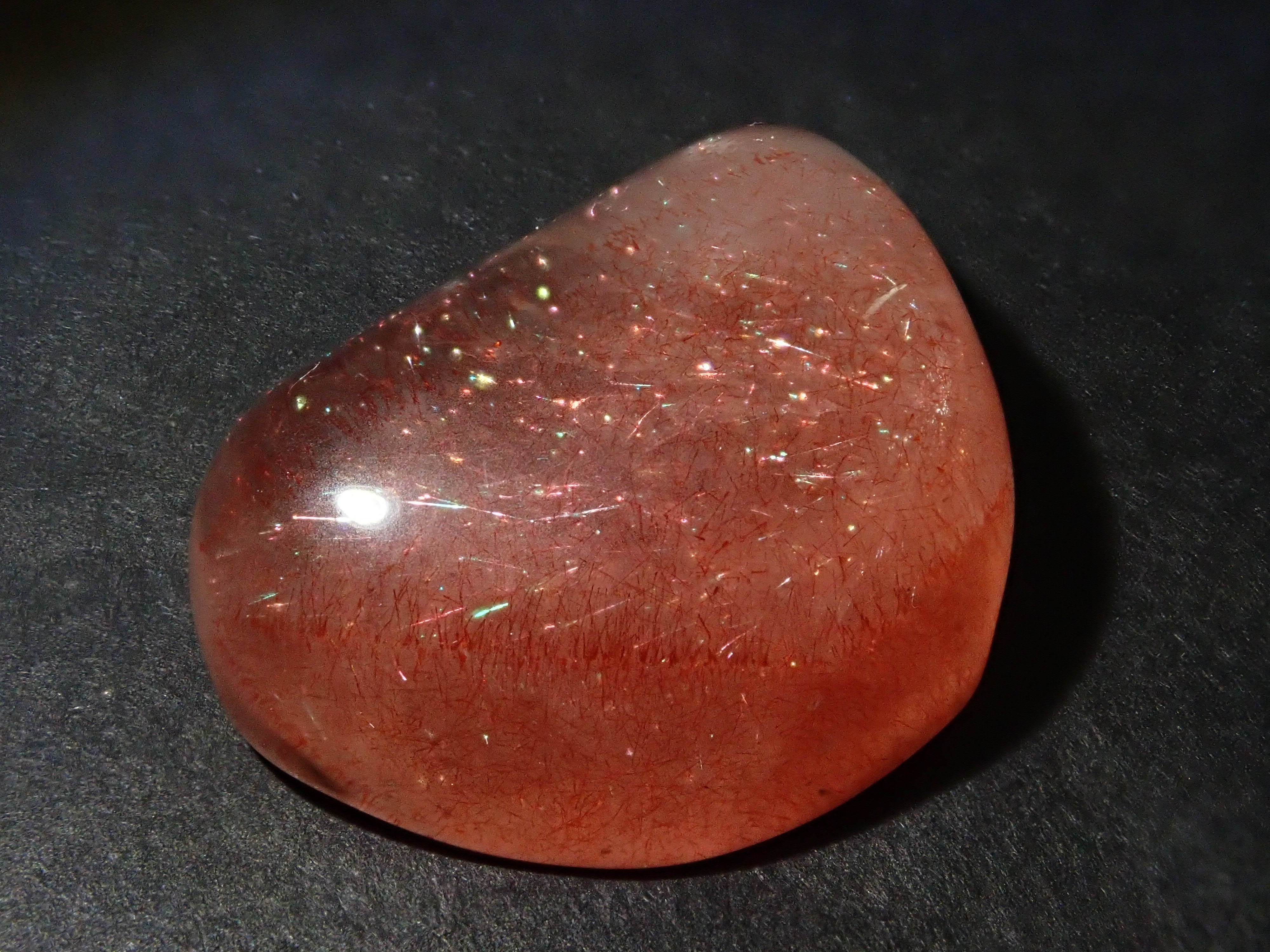 【5/6 22時販売】《限定23石》フォスフォフィライトやレッドベリル0.1ctupやピンクダイヤ(FANCY LIGHT PURPLISH PINK)など含むがジェムガチャ1石《複数購入割引有》
