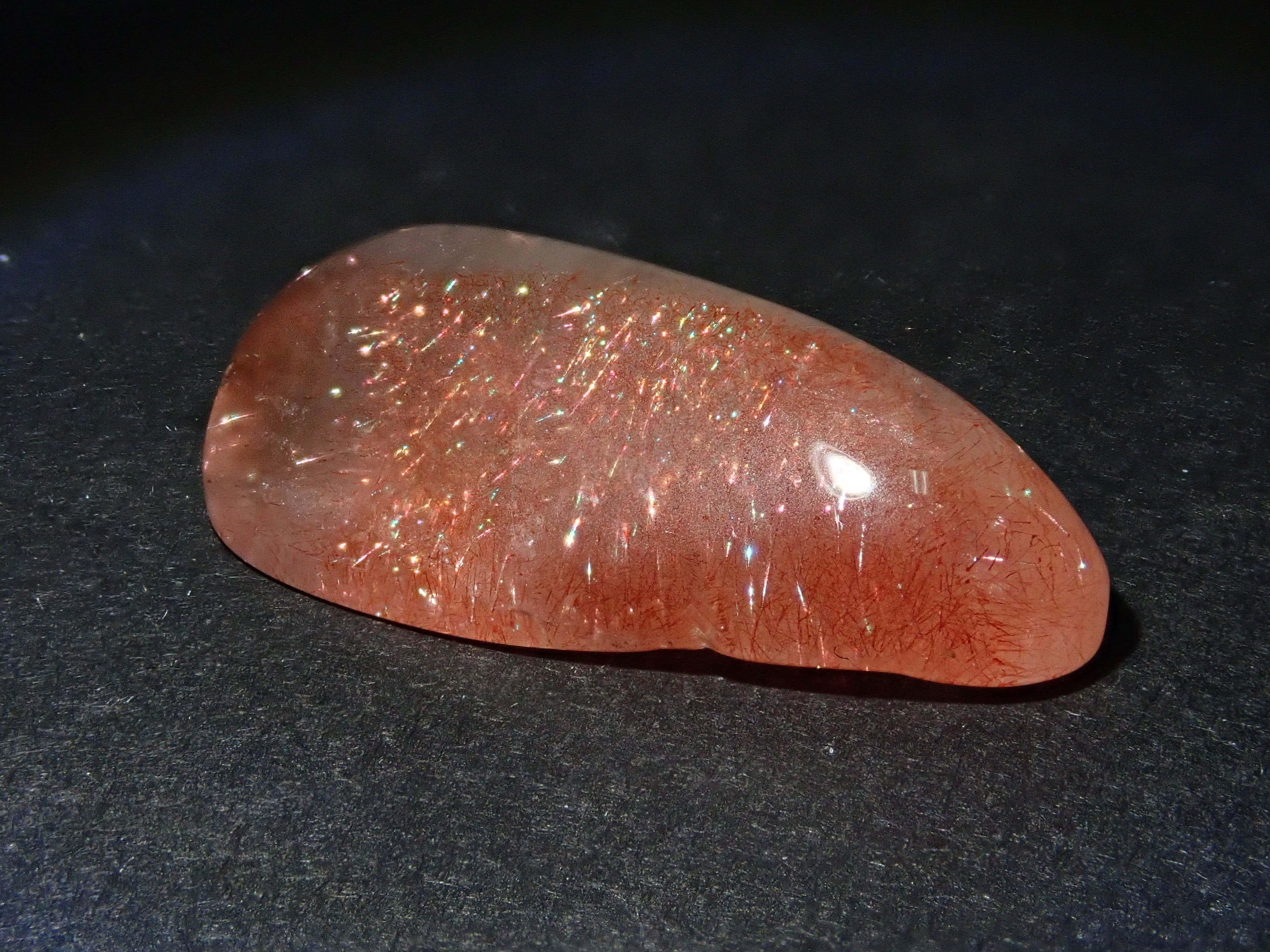 【5/6 22時販売】《限定23石》フォスフォフィライトやレッドベリル0.1ctupやピンクダイヤ(FANCY LIGHT PURPLISH PINK)など含むがジェムガチャ1石《複数購入割引有》