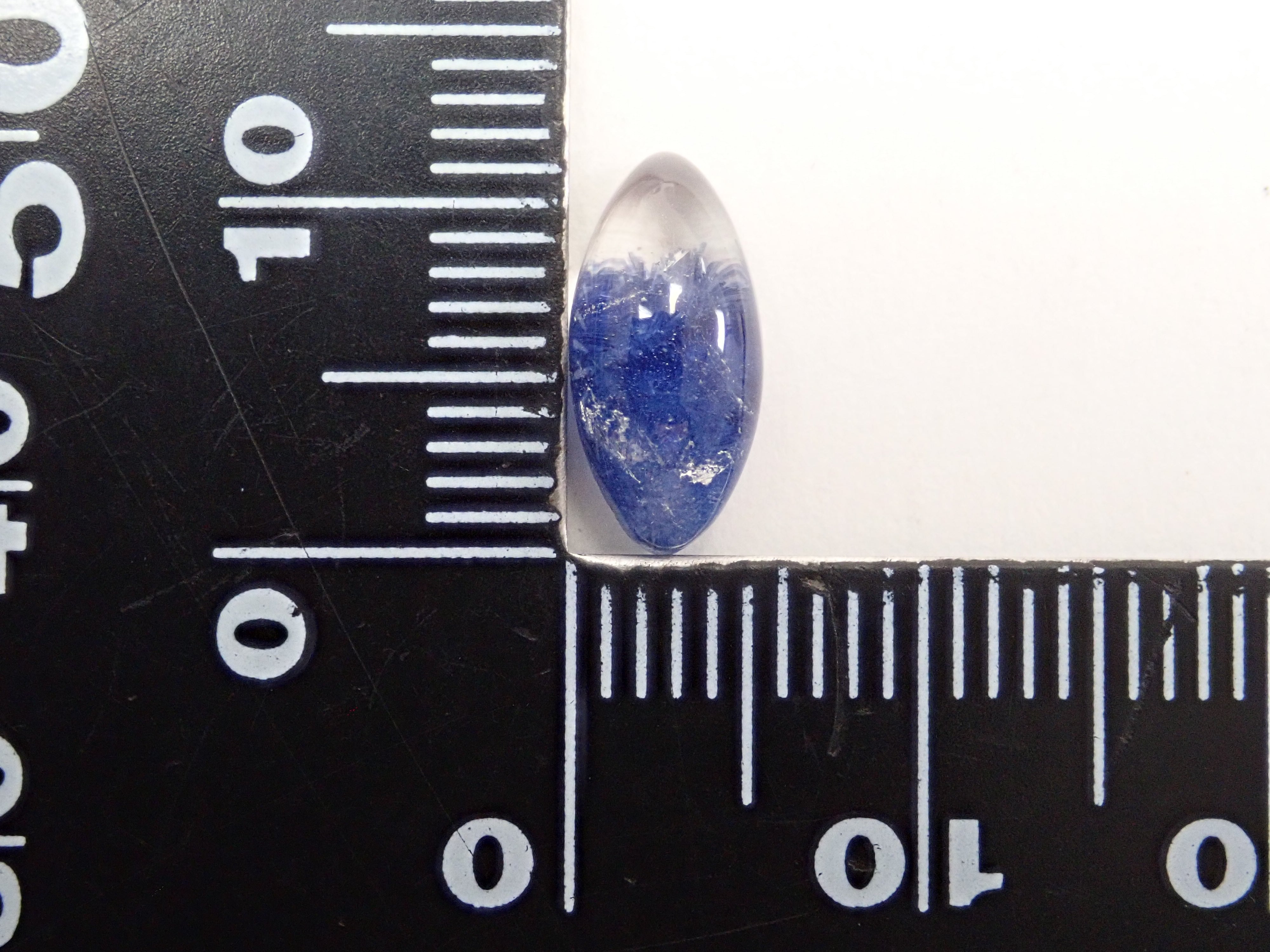 【12561974掲載】ブラジル産デュモルチェライトインクォーツ 2.054ctルース