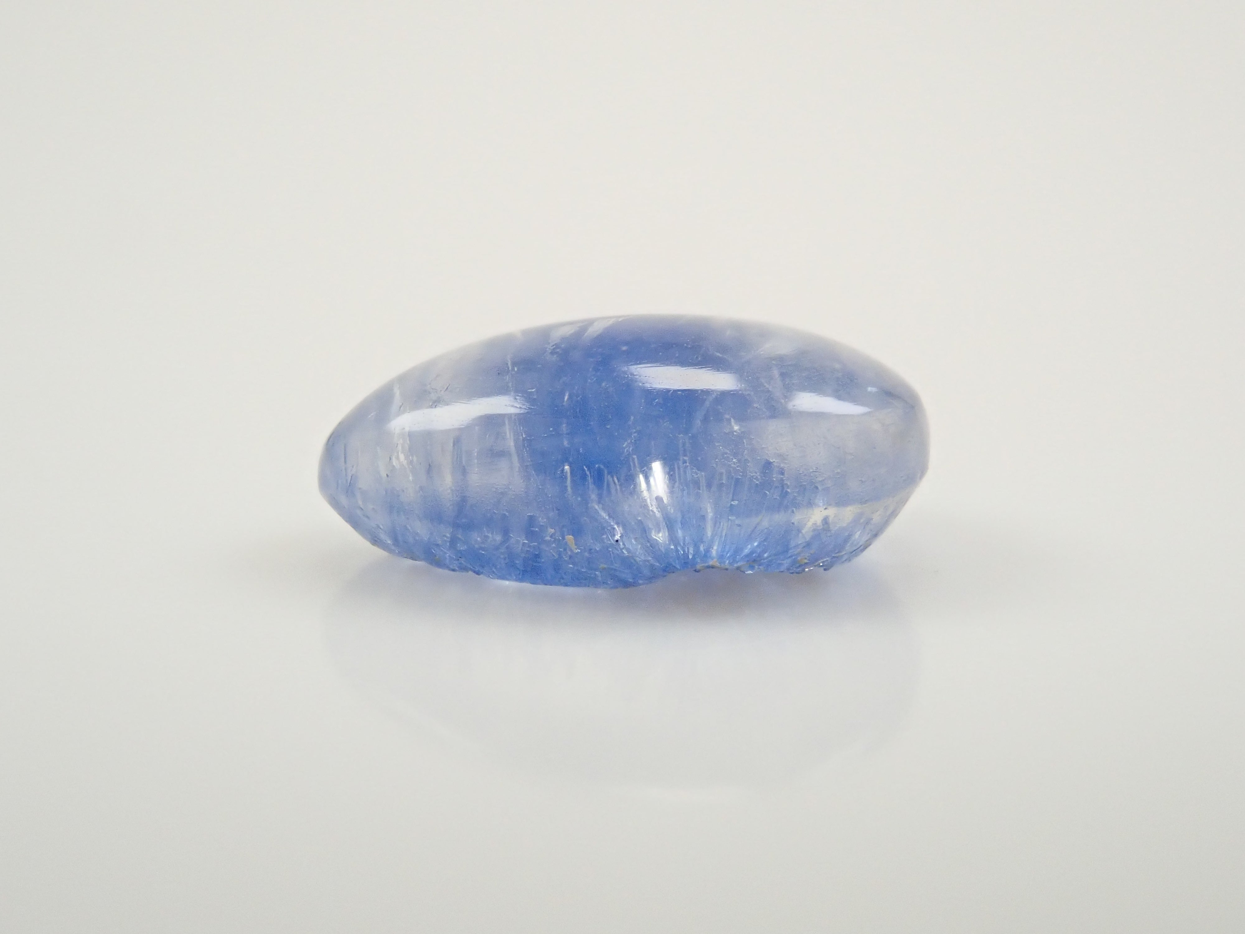 【12561978掲載】ブラジル産デュモルチェライトインクォーツ 1.266ctルース