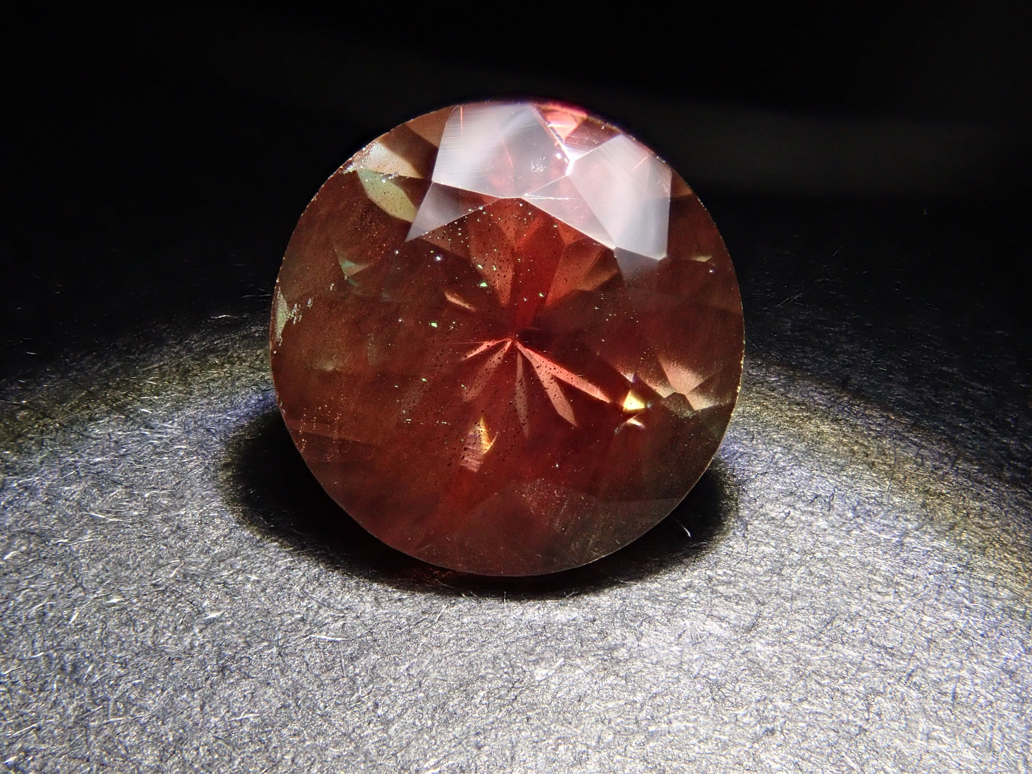 【12561985掲載】アメリカ産オレゴンサンストーン 1.290ctルース