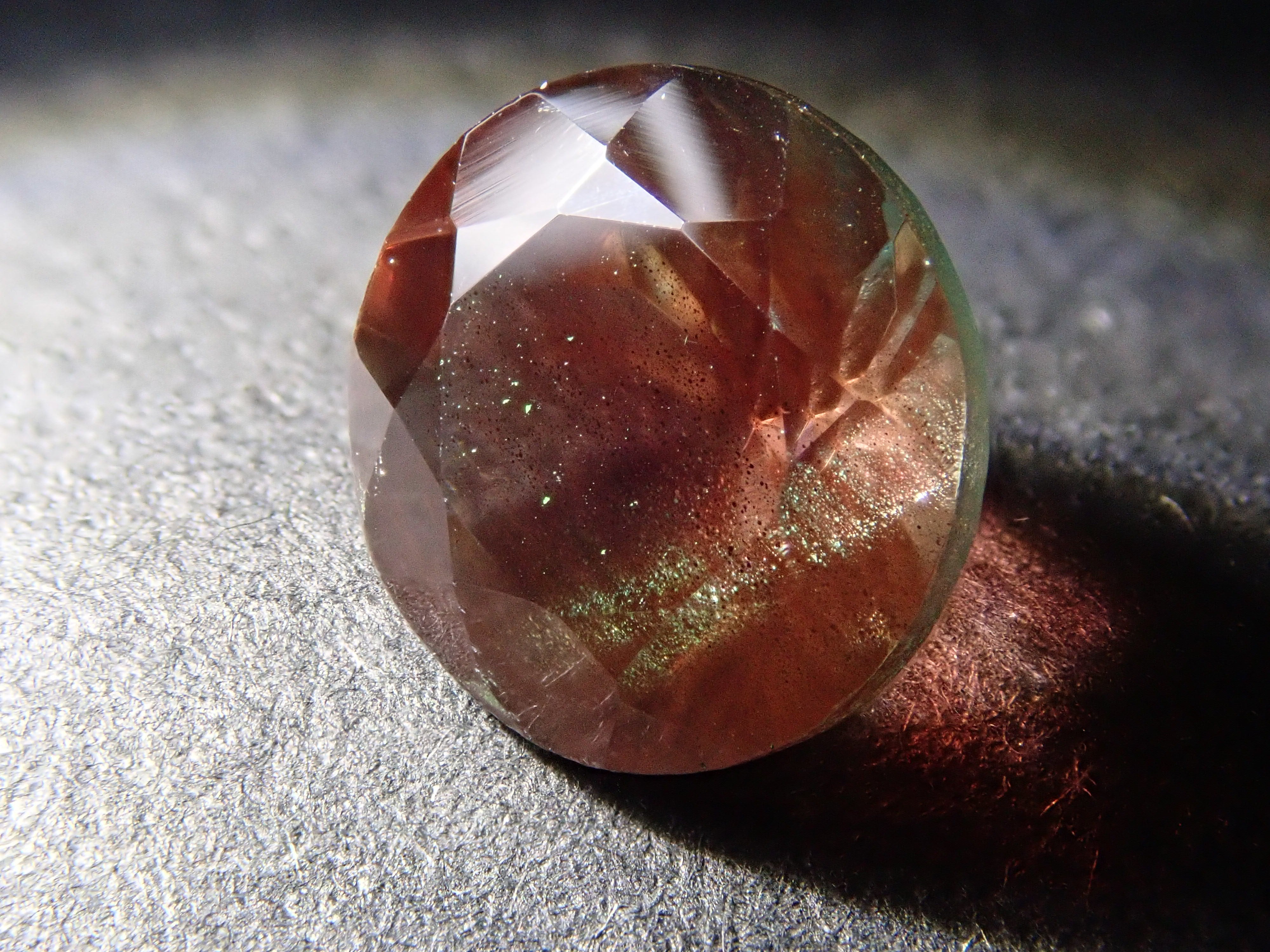 【12561985掲載】アメリカ産オレゴンサンストーン 1.290ctルース