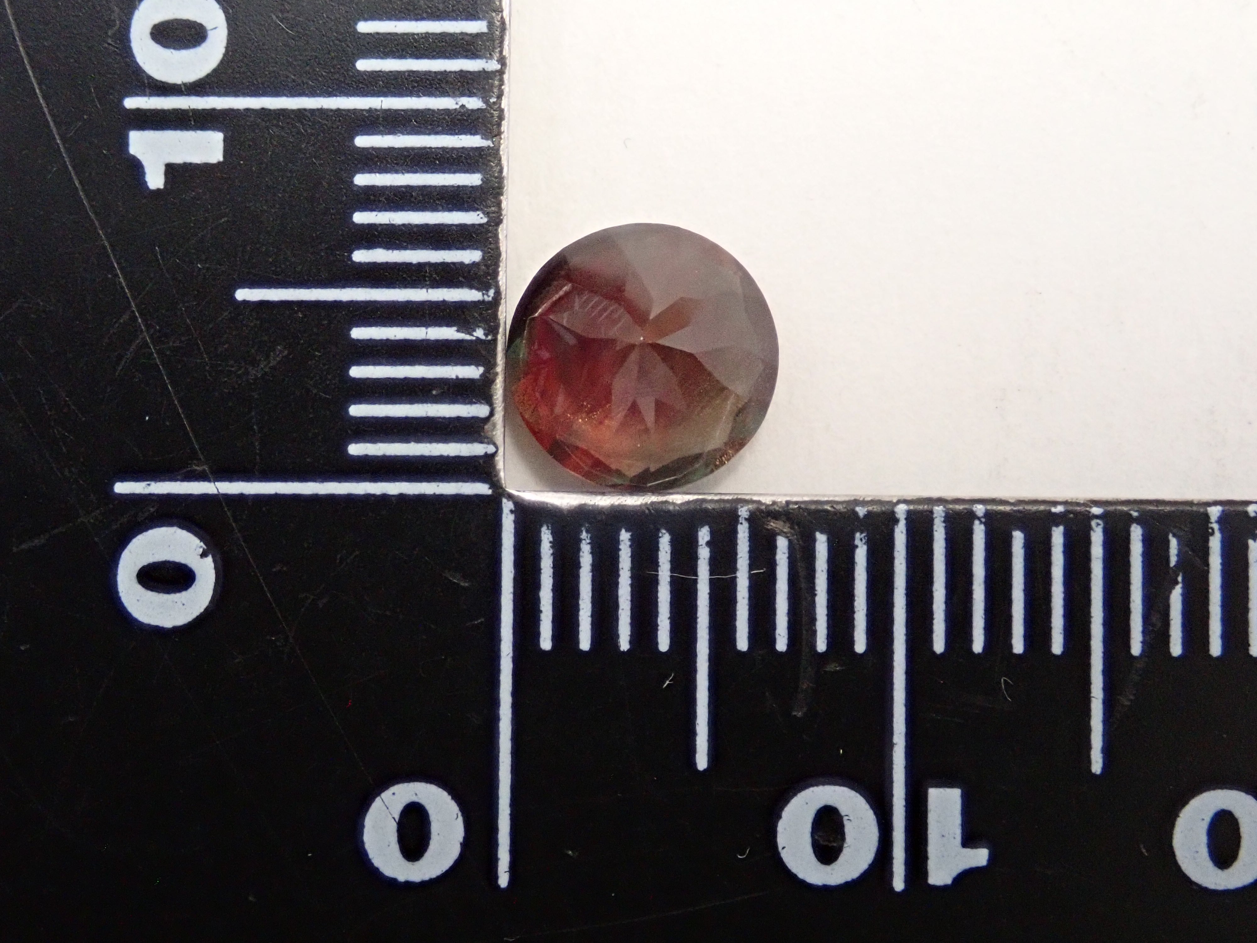 【12561985掲載】アメリカ産オレゴンサンストーン 1.290ctルース