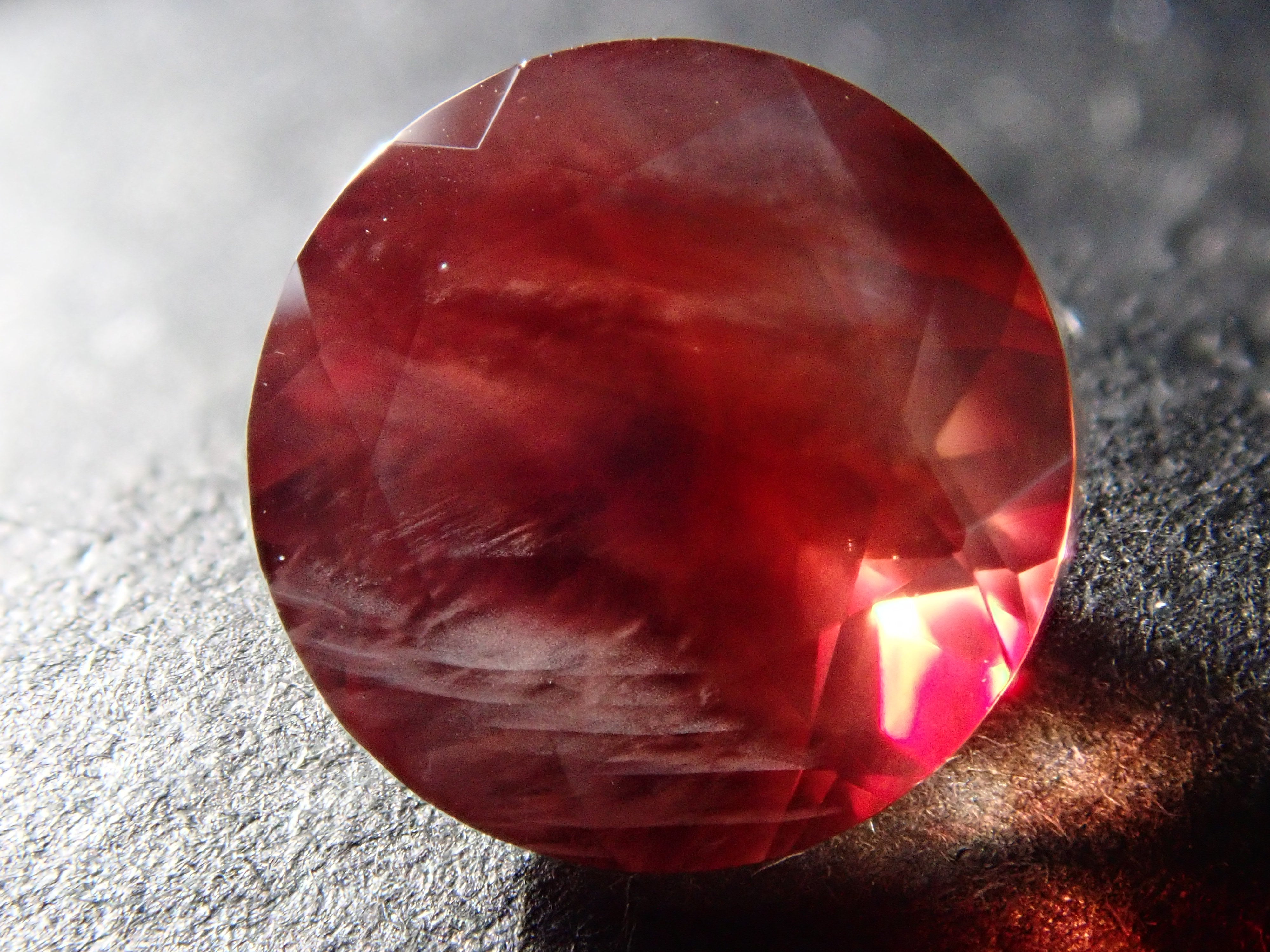 【12561987掲載】アメリカ産オレゴンサンストーン 1.260ctルース