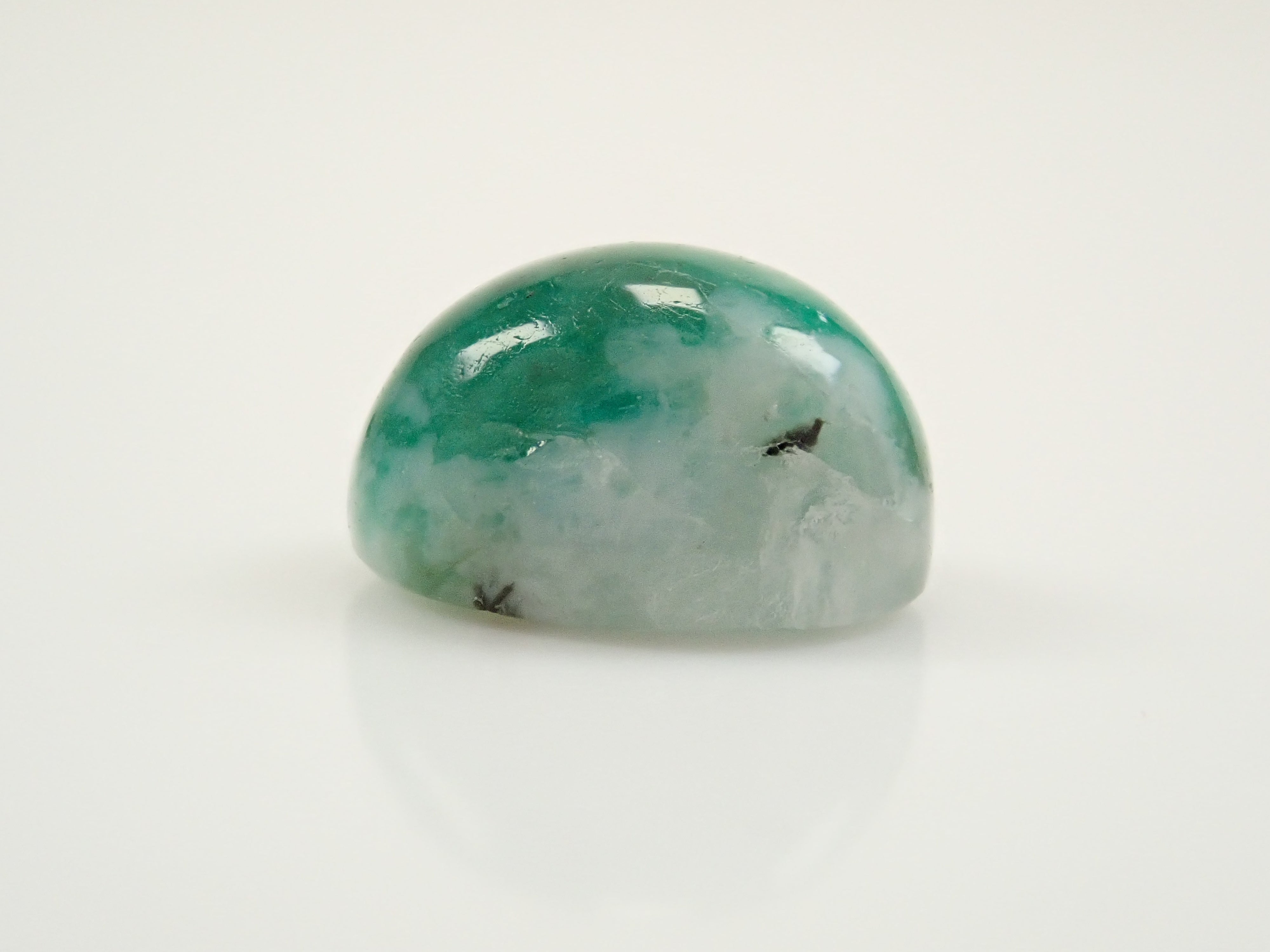 【12561945掲載】ブラジル産エメラルドインクォーツ 3.367ctルース