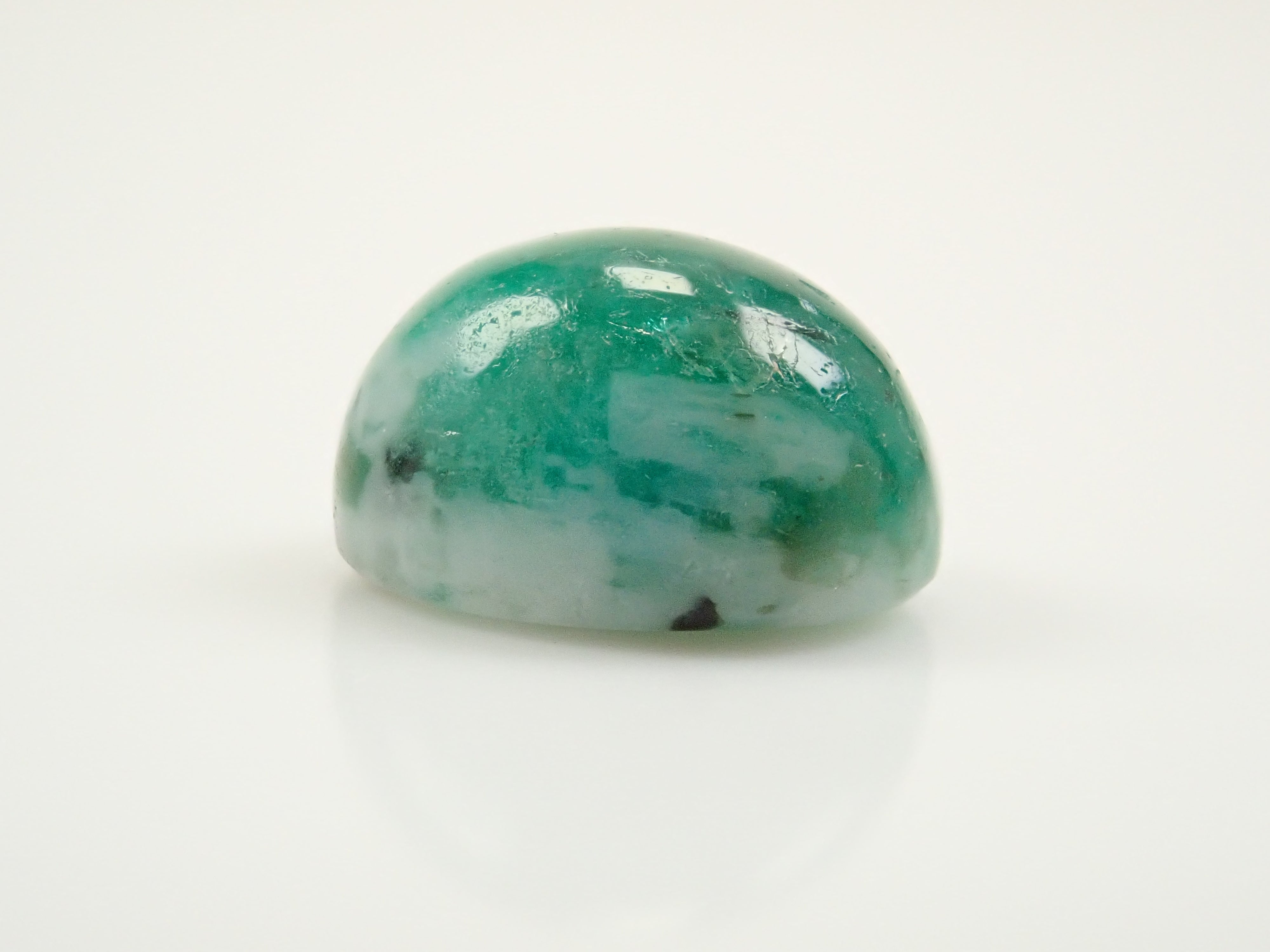 【12561945掲載】ブラジル産エメラルドインクォーツ 3.367ctルース