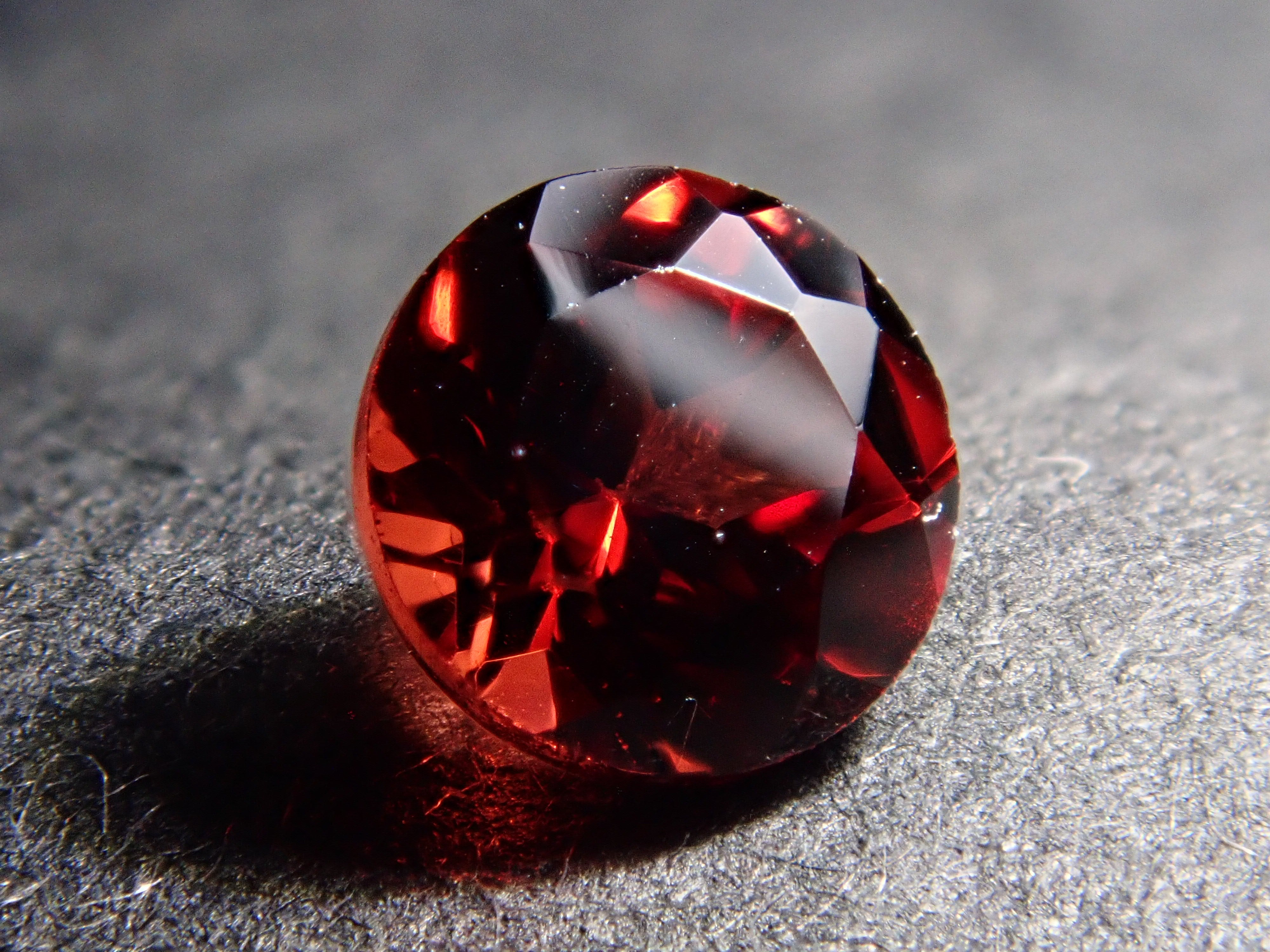 【12561951掲載】アメリカ産アントヒルガーネット 0.370ctルース