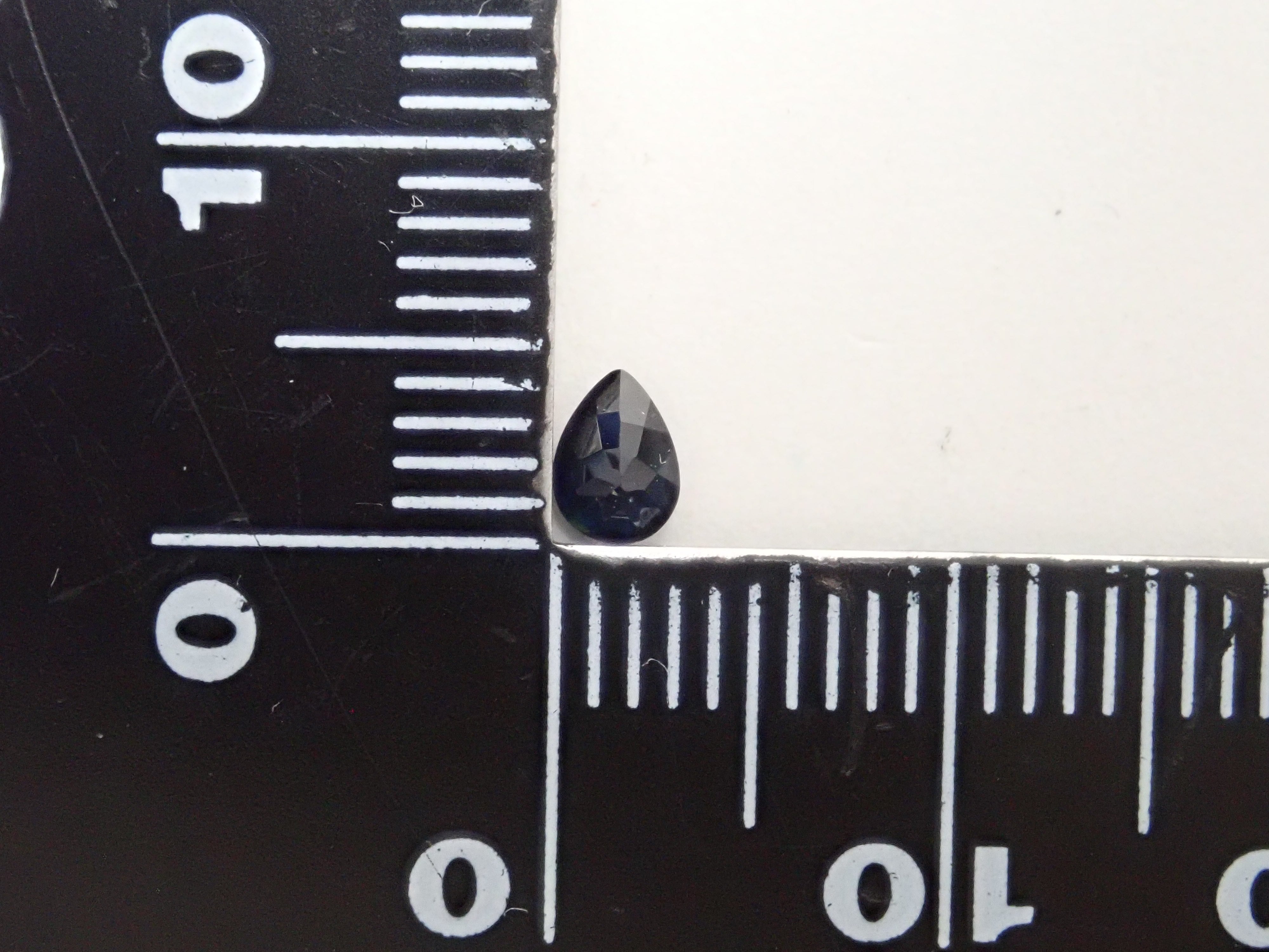 【12561944掲載】ブラジル産ラズライト(天藍石) 0.180ctルース