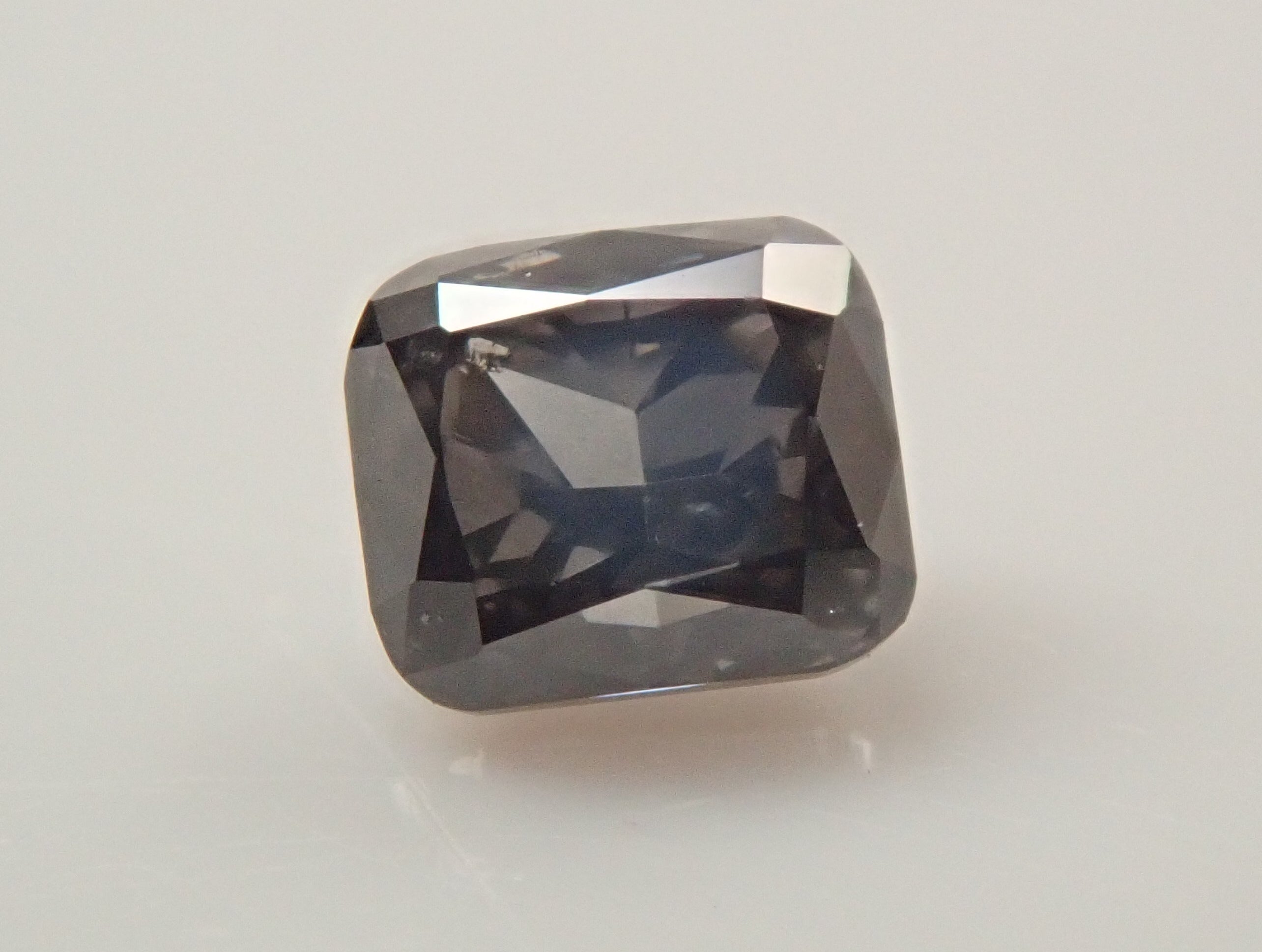 【抽選販売_0225_09】グレーダイヤモンド 0.079ctルース(FANCY DARK GRAY, I-1)