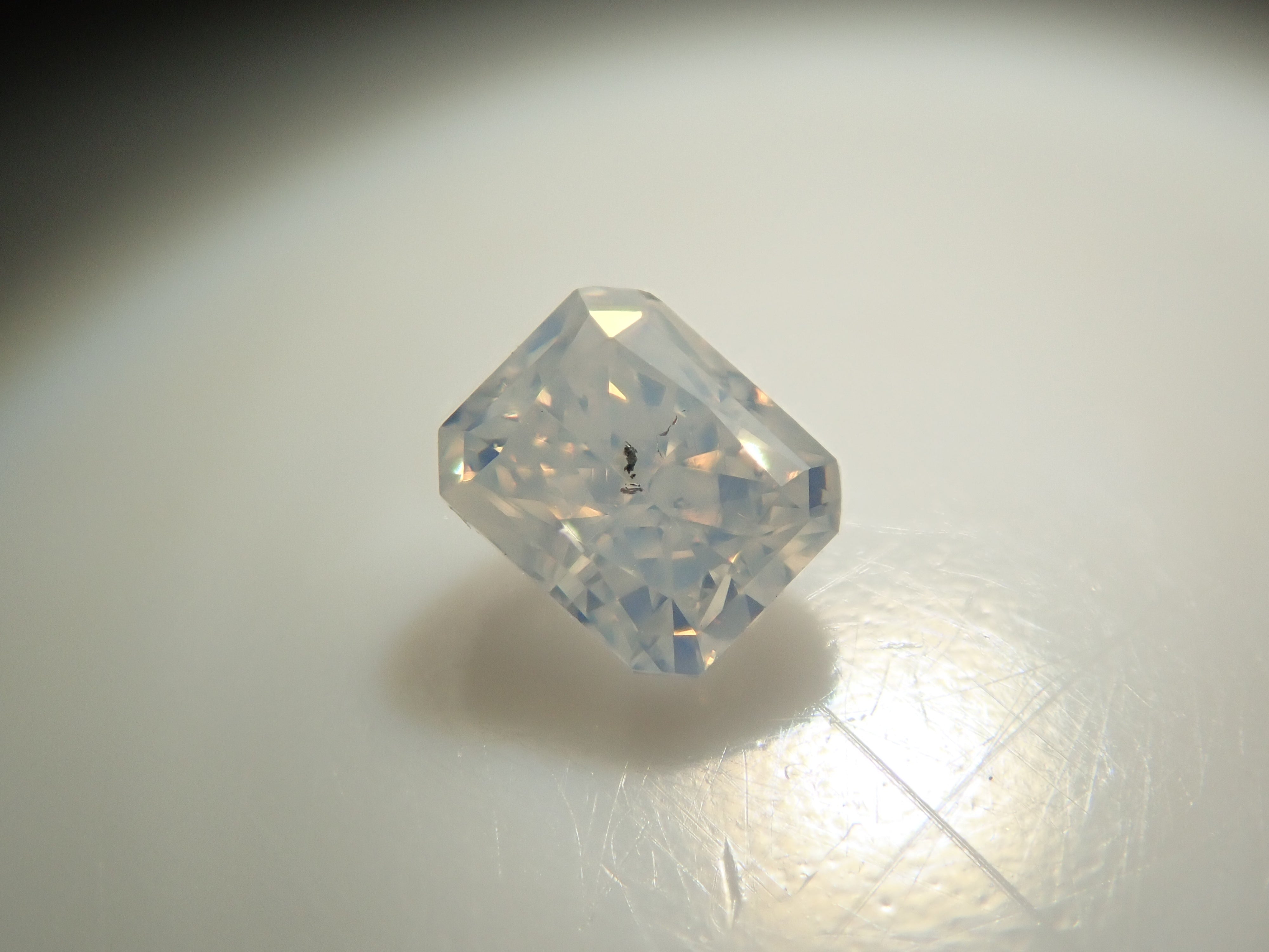 【32501857掲載】ホワイトダイヤモンド 0.108ctルース(FANCY WHITE, I-1)