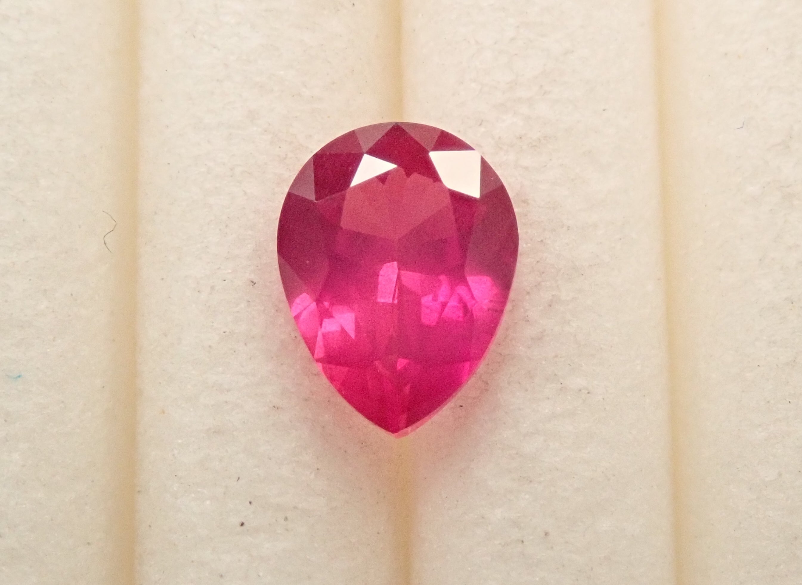 【4/8 22時販売】ルビー 0.286ctルース 鑑別書