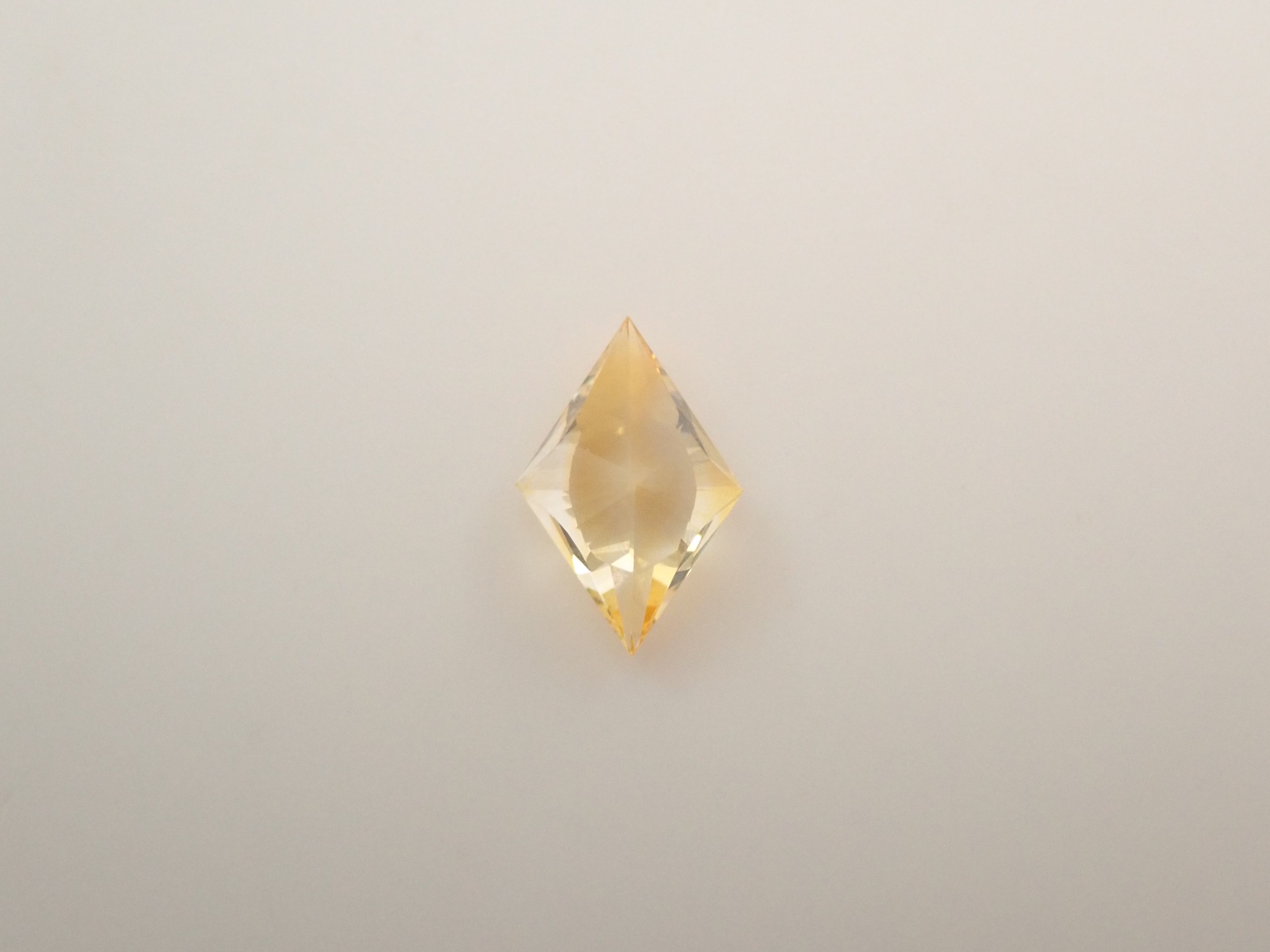 【12561129掲載】スリランカ産イエローサファイア 0.291ctルース