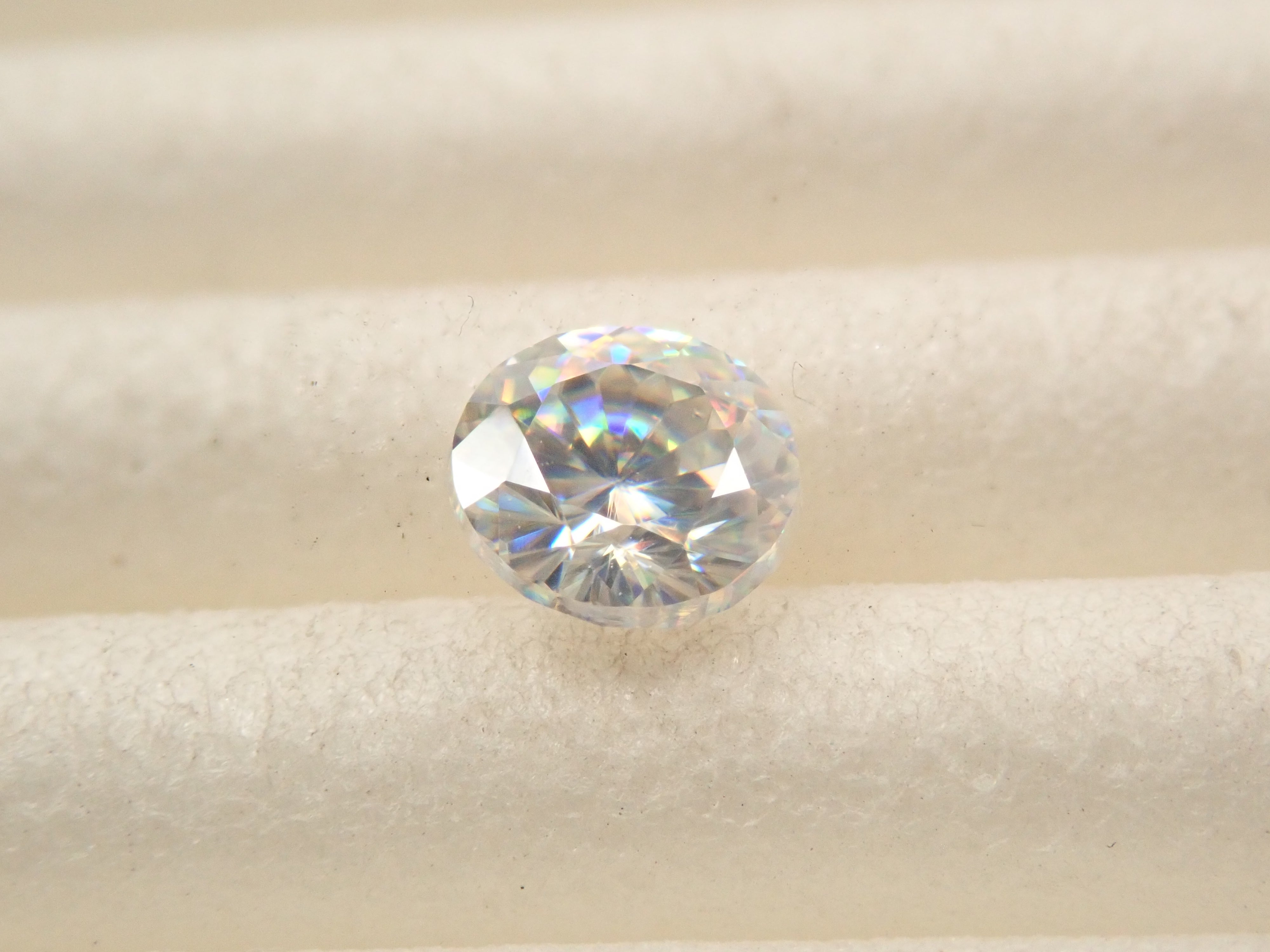 【12561312掲載】合成ルチル 0.329ctルース