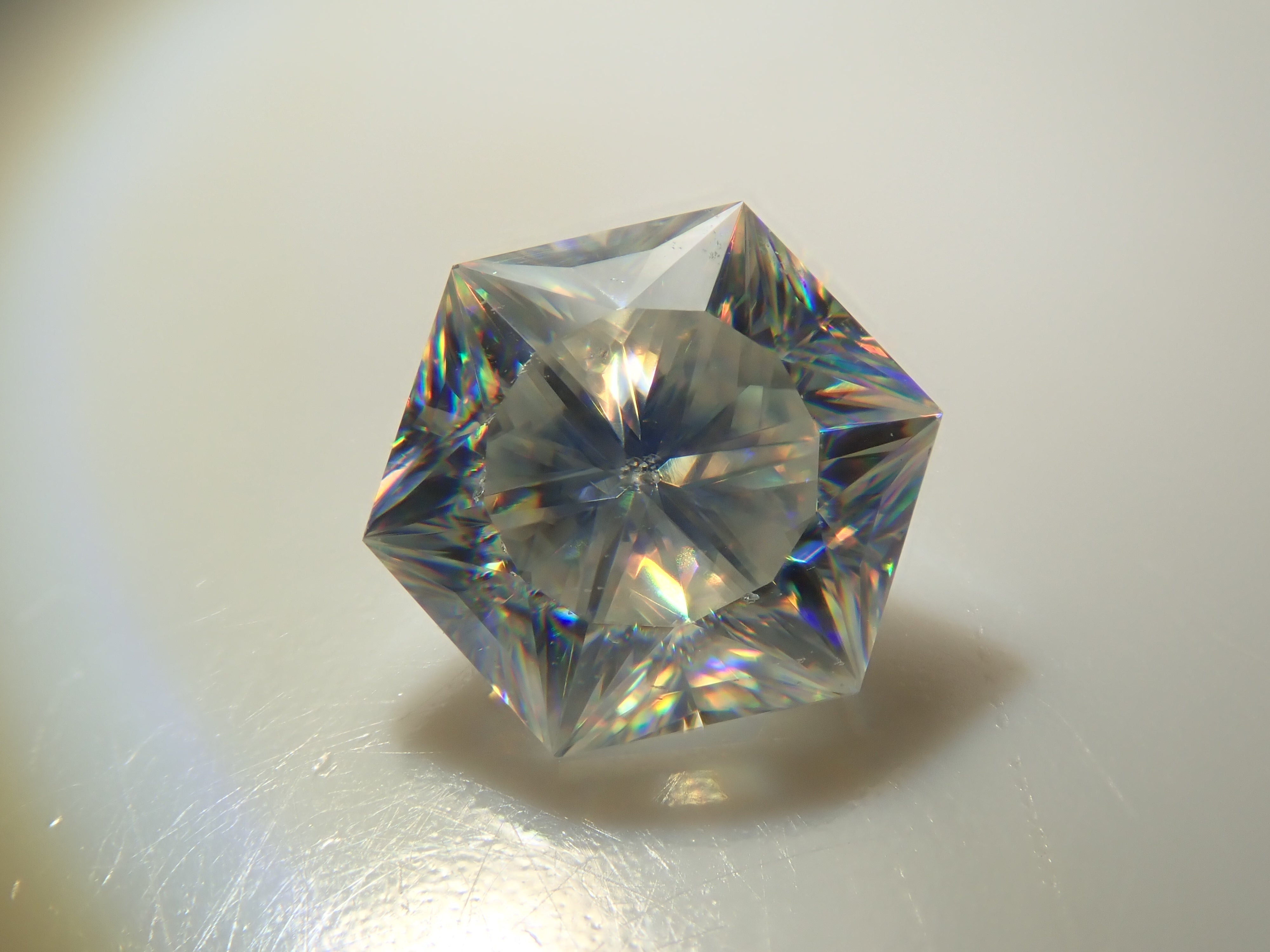 【12561316掲載】合成ルチル 0.768ctルース