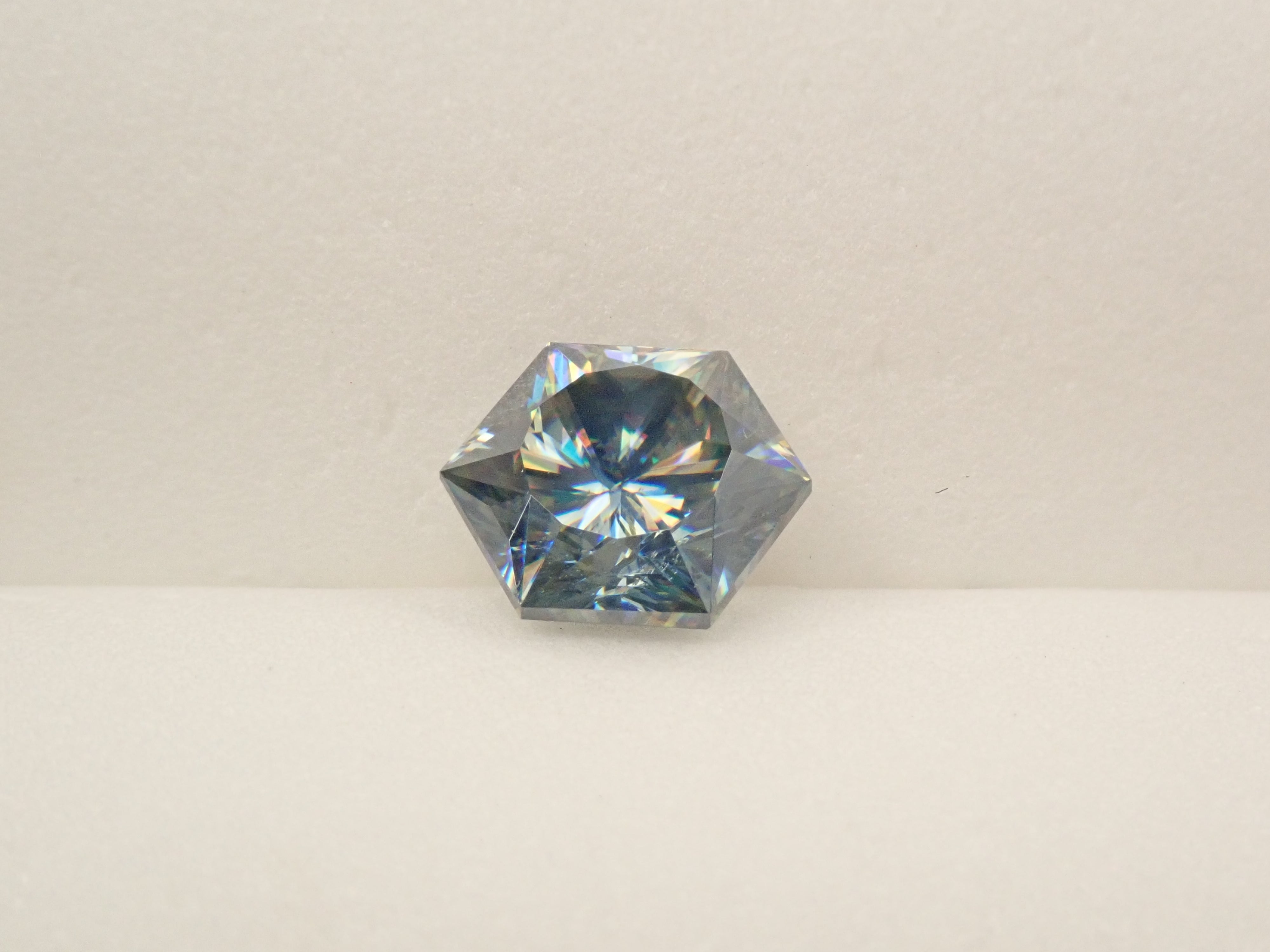 【12561510掲載】合成ルチル 2.462ctルース