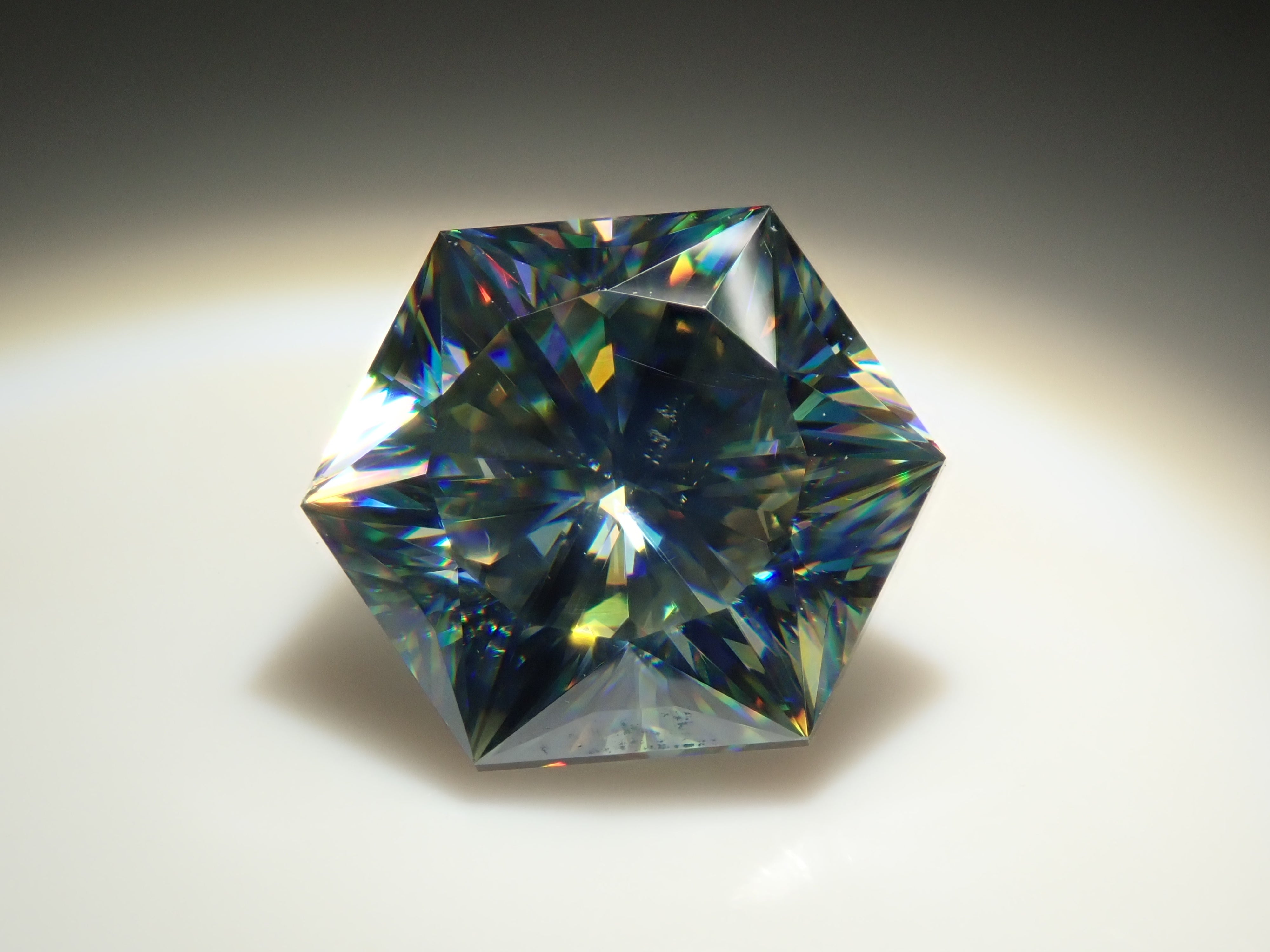 【12561510掲載】合成ルチル 2.462ctルース