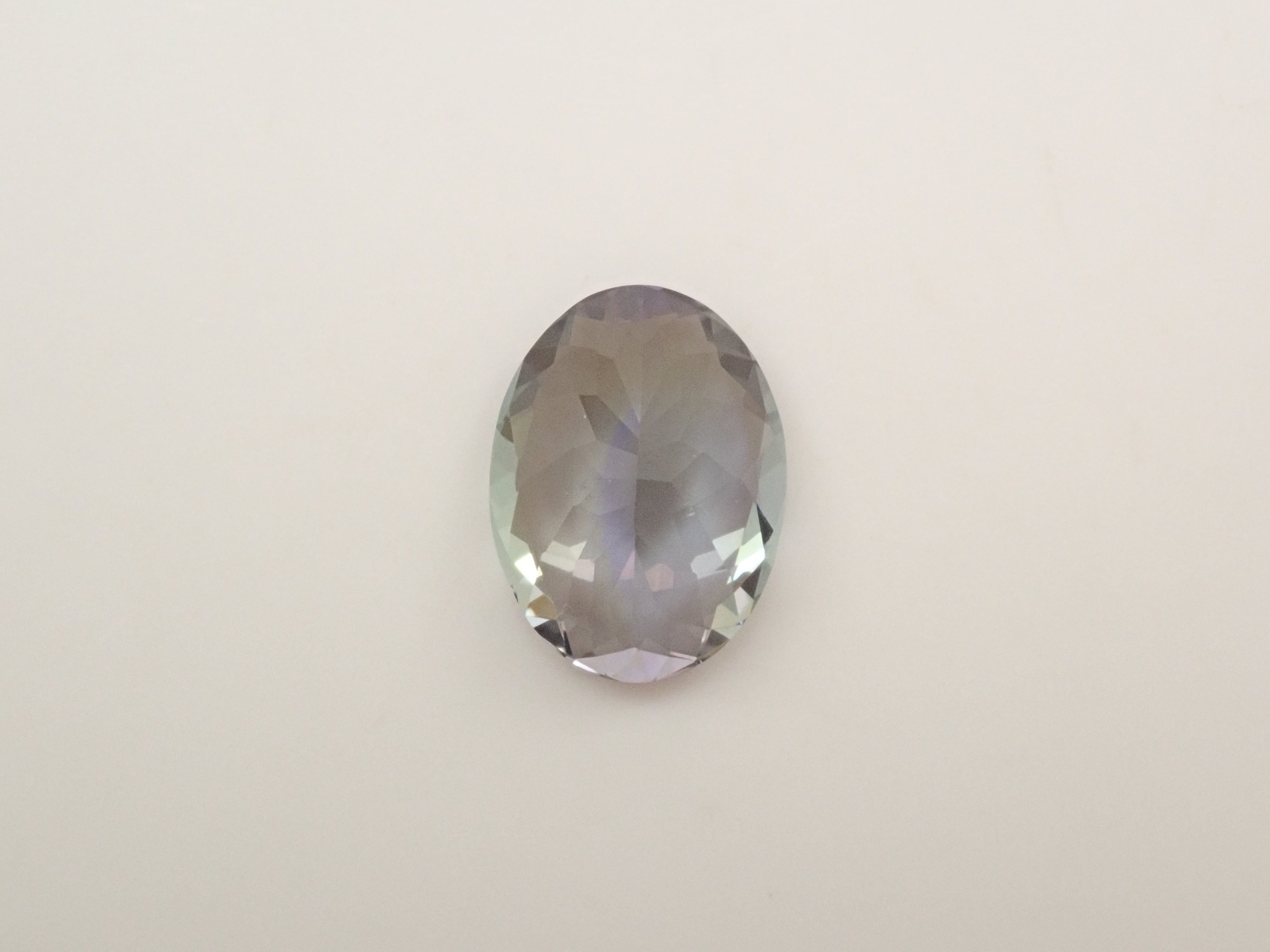 【12561550掲載】タンザニア産バイカラーゾイサイト 2.322ctルース