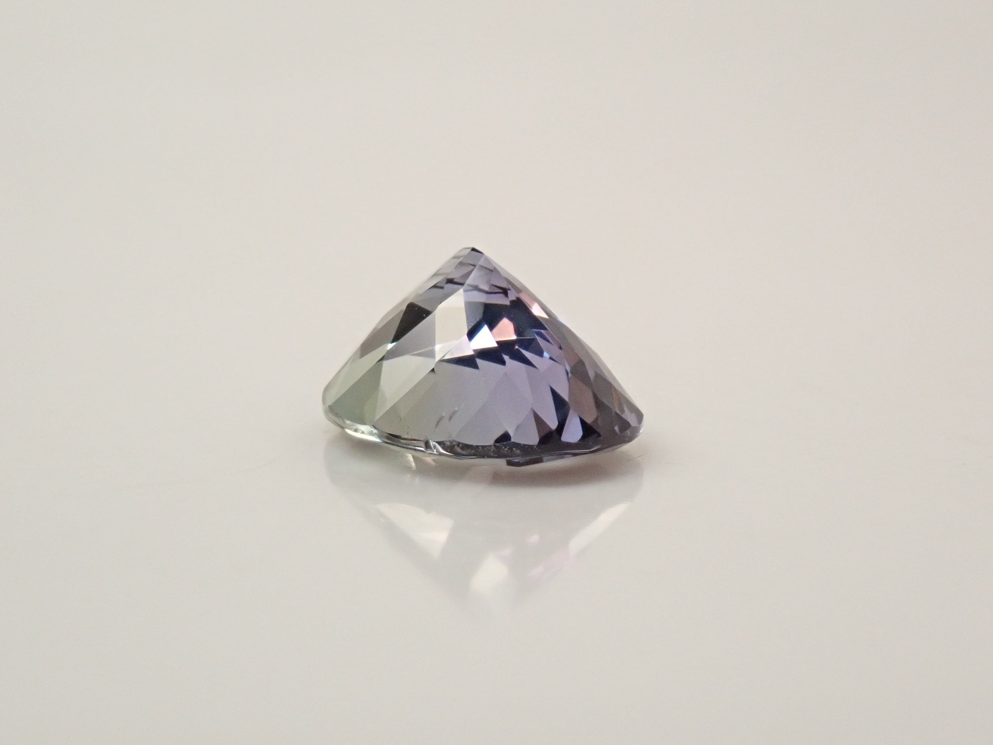 【12561550掲載】タンザニア産バイカラーゾイサイト 2.322ctルース